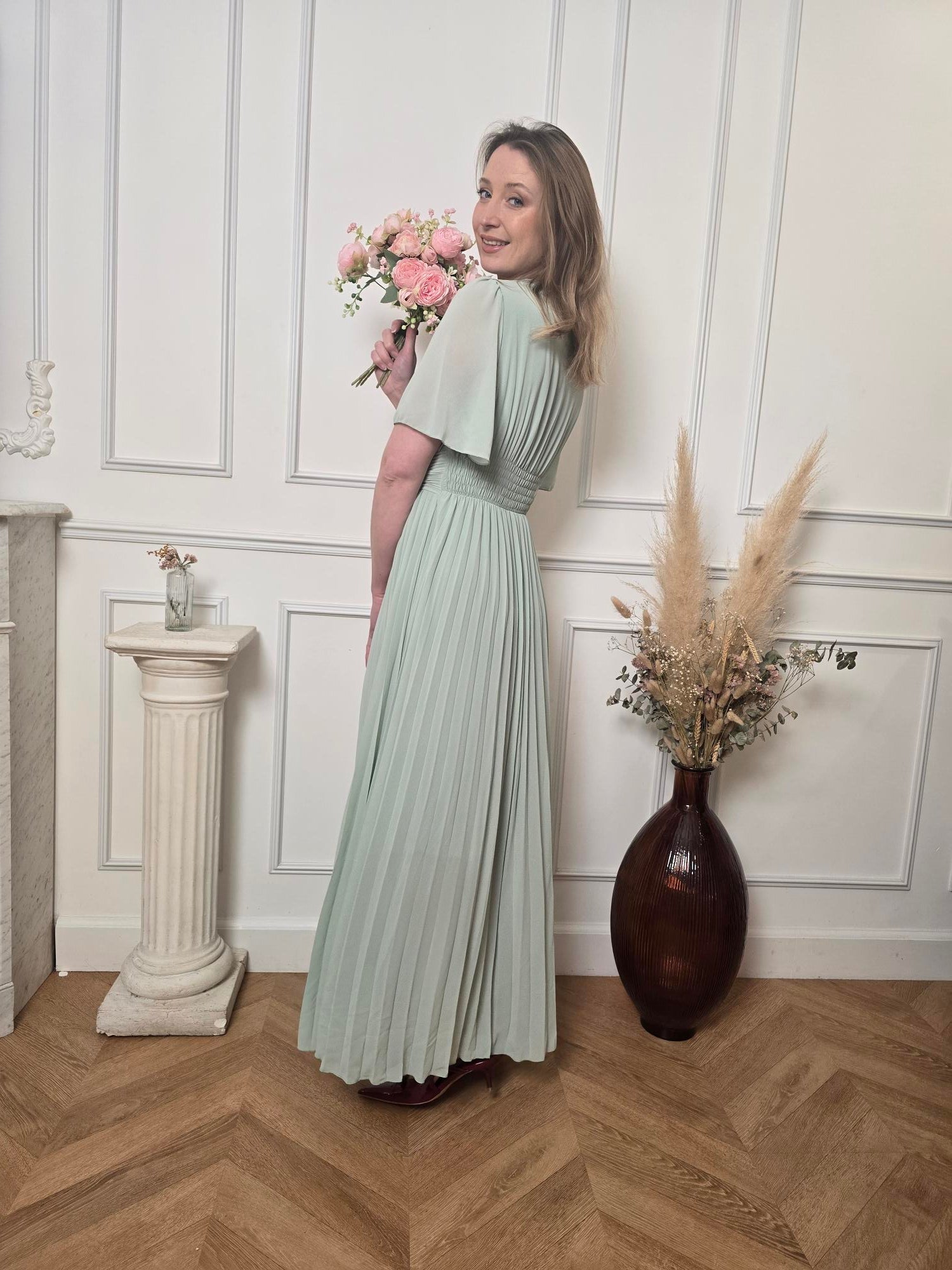 Femme portant robe longue vert menthe – La Chica