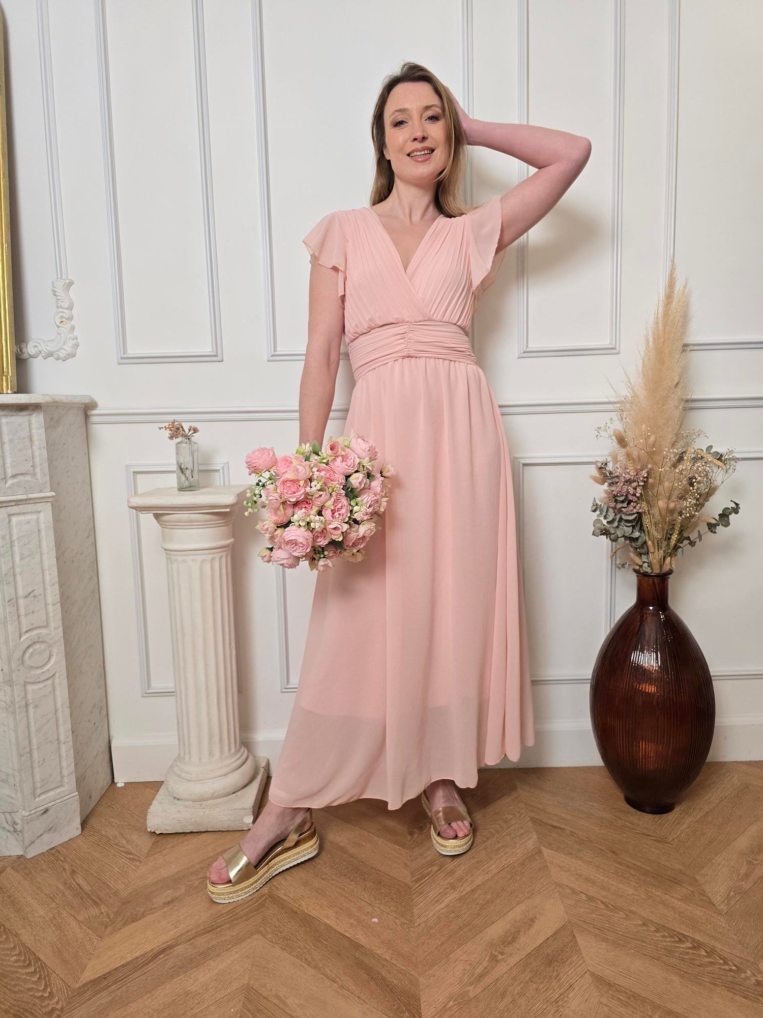 Robe longue rose poudré détail – La Chica