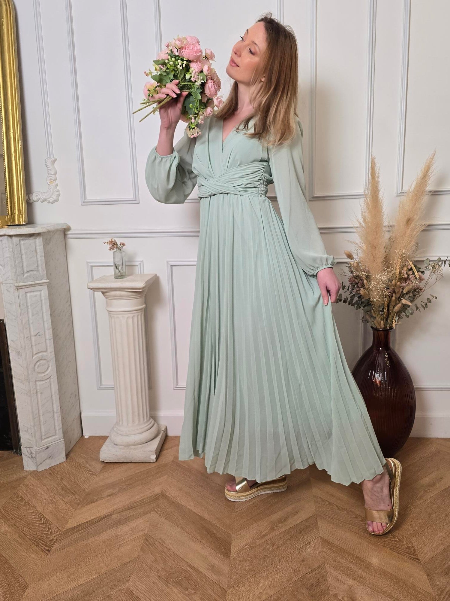 Robe longue vert menthe détail – La Chica