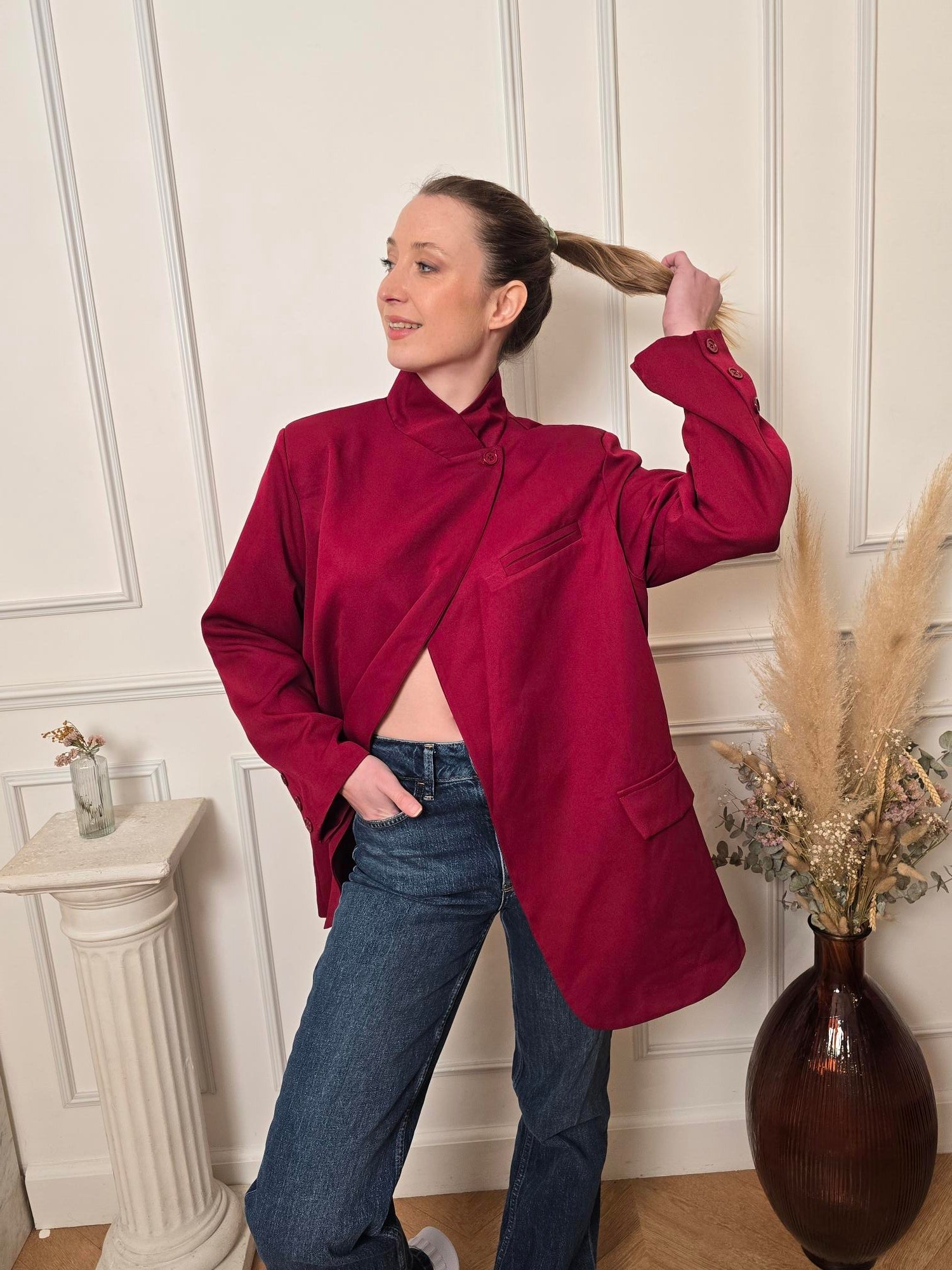 Blazer bordeaux vue de dos femme – La Chica