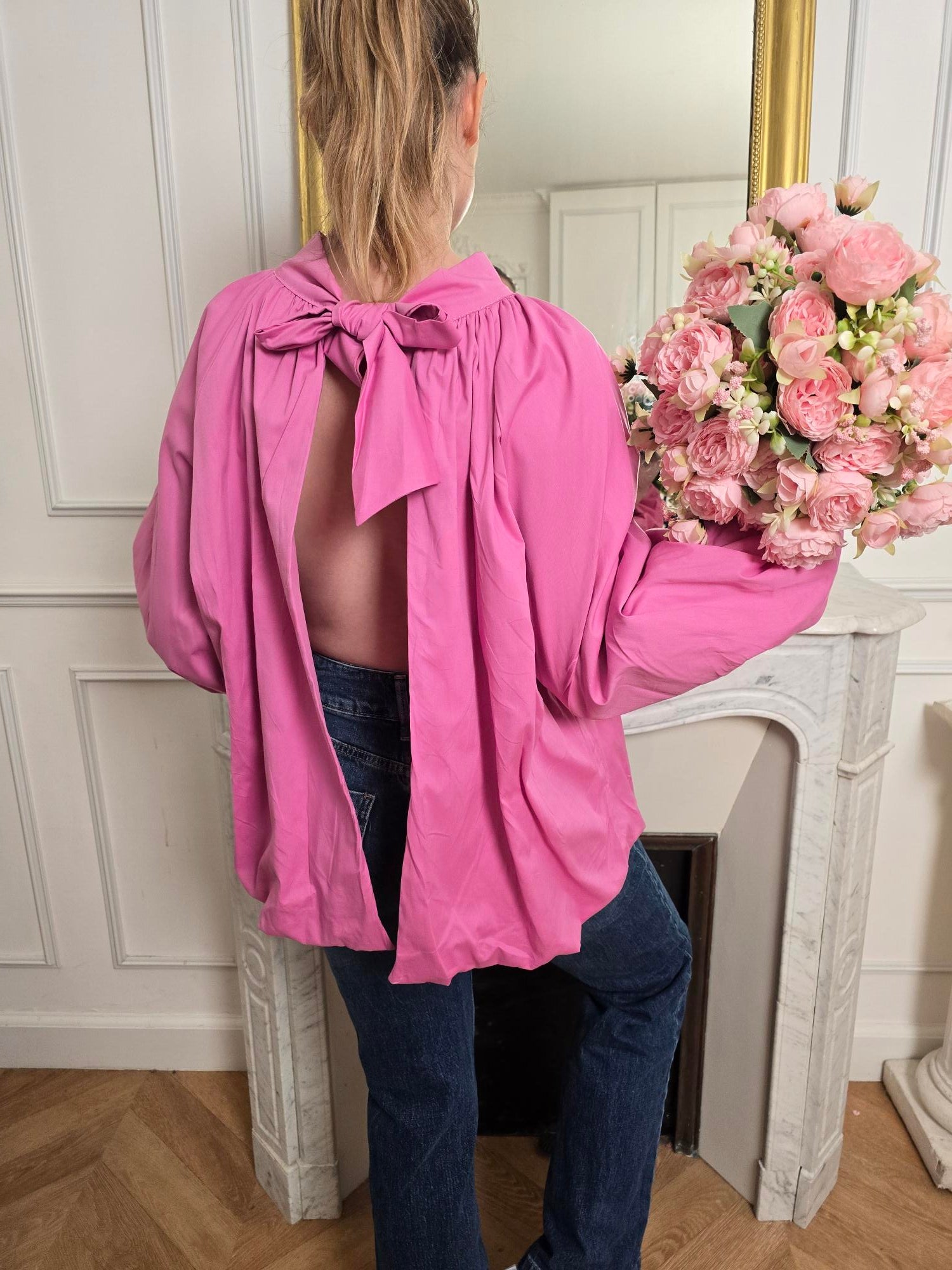 Blouse rose détail – La Chica