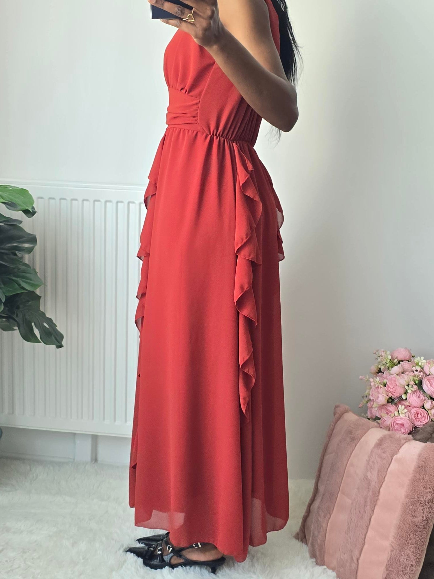 Robe longue fluide à volants ✦ Rouge élégant La Chica