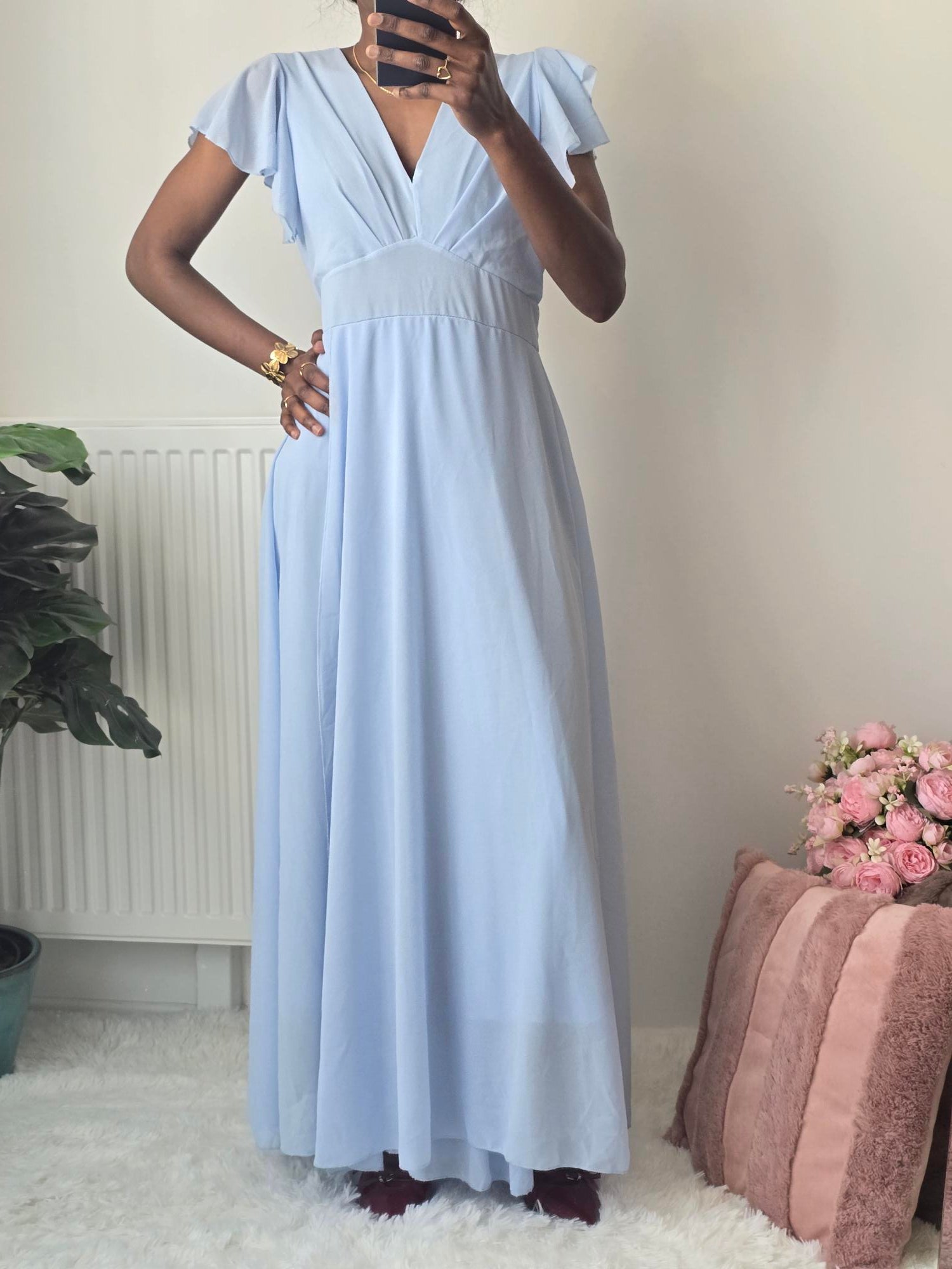 Robe longue bleu pâle plissée ✦ Élégance douce et fluidité raffinée La Chica