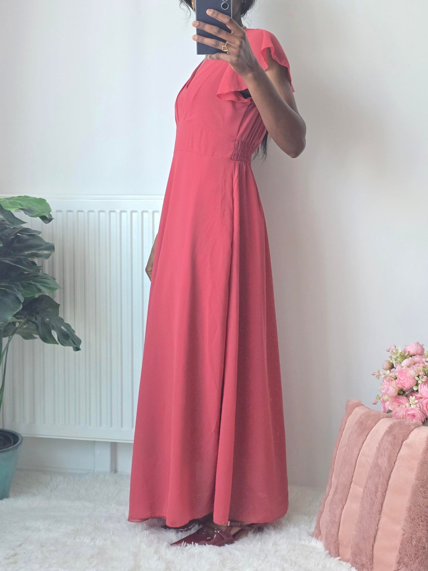 Robe longue fluide rose framboise ✦ Coupe empire et manches papillon La Chica