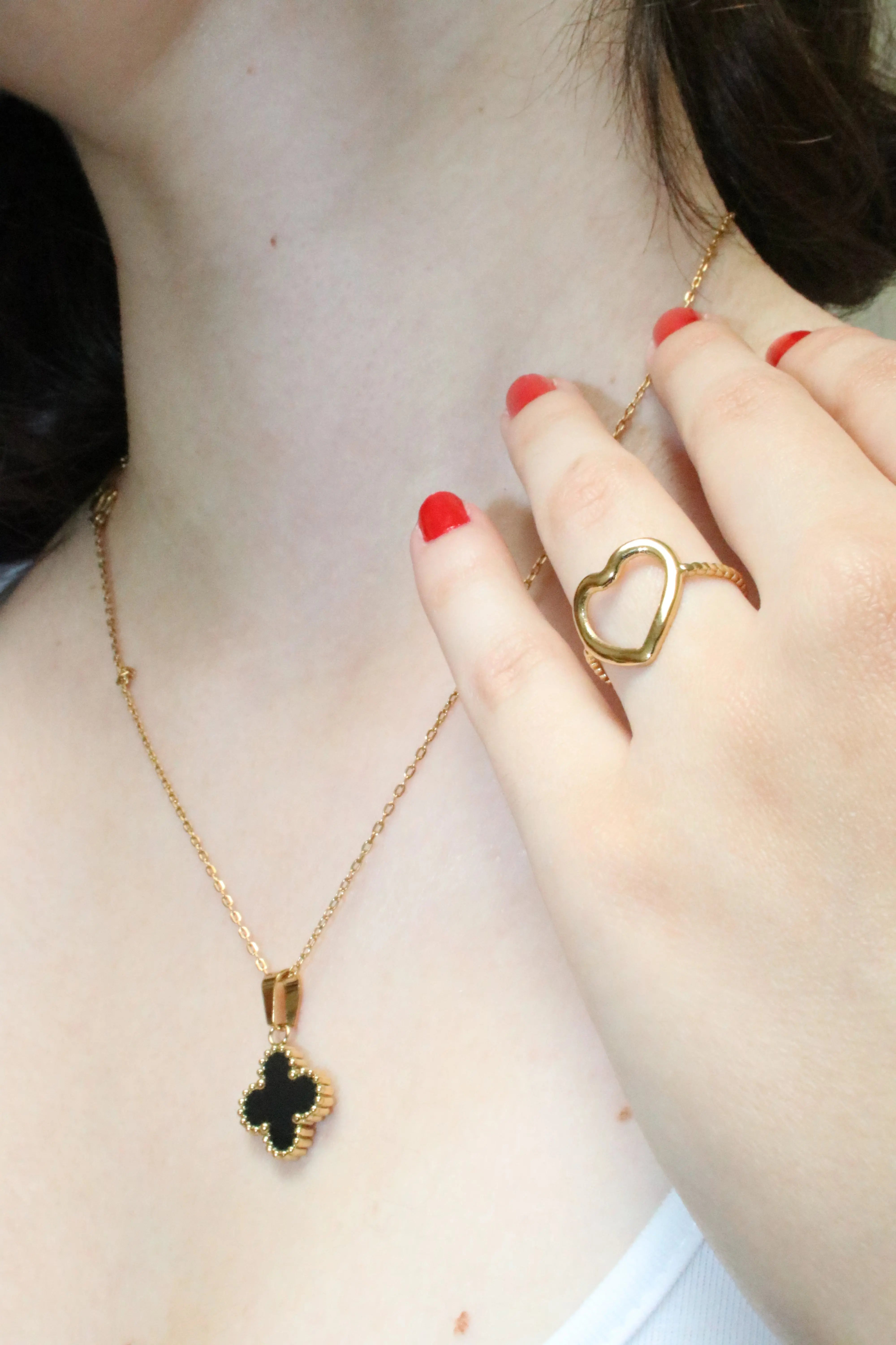 COLLIER JENA La Chica