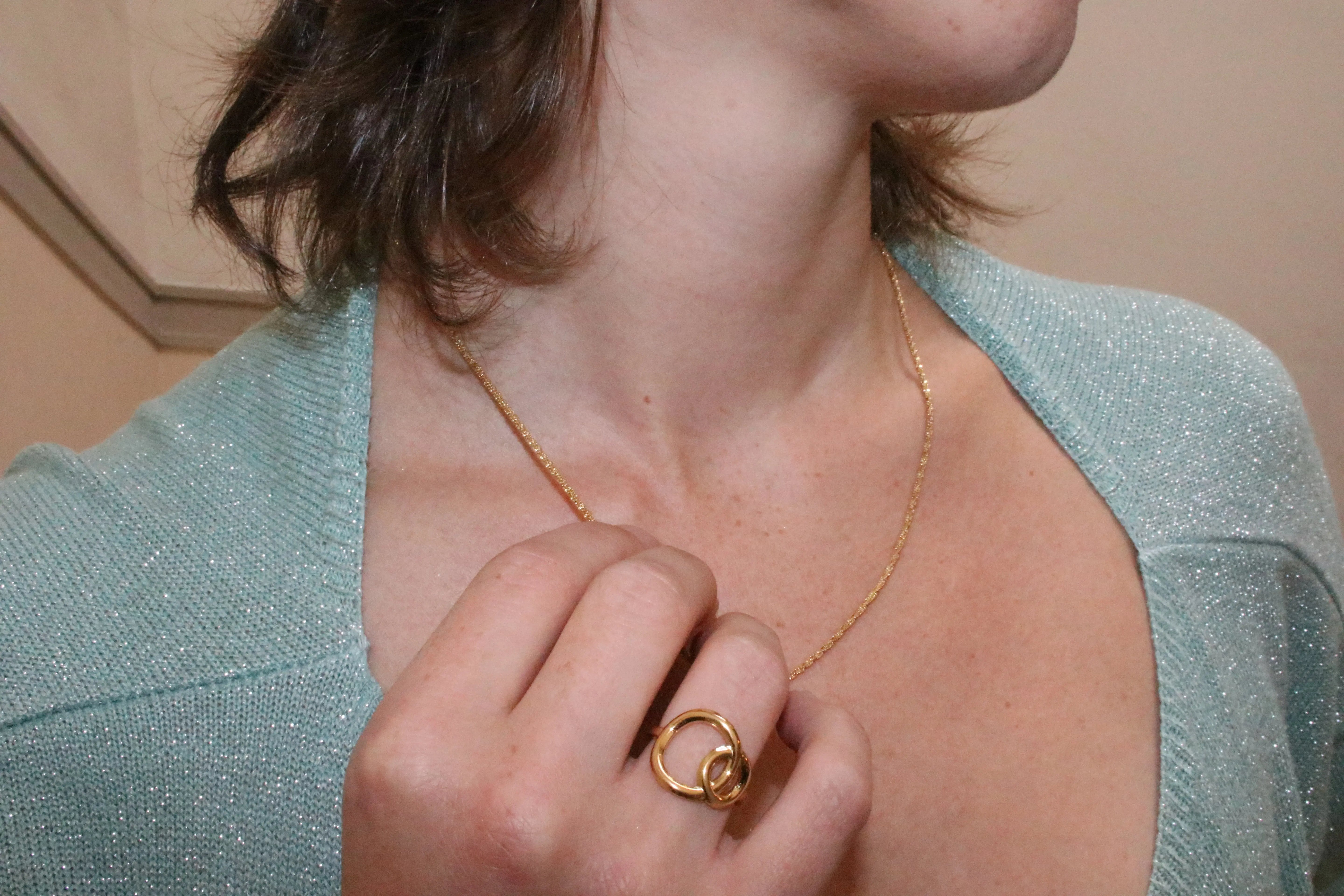 COLLIER LENA La Chica