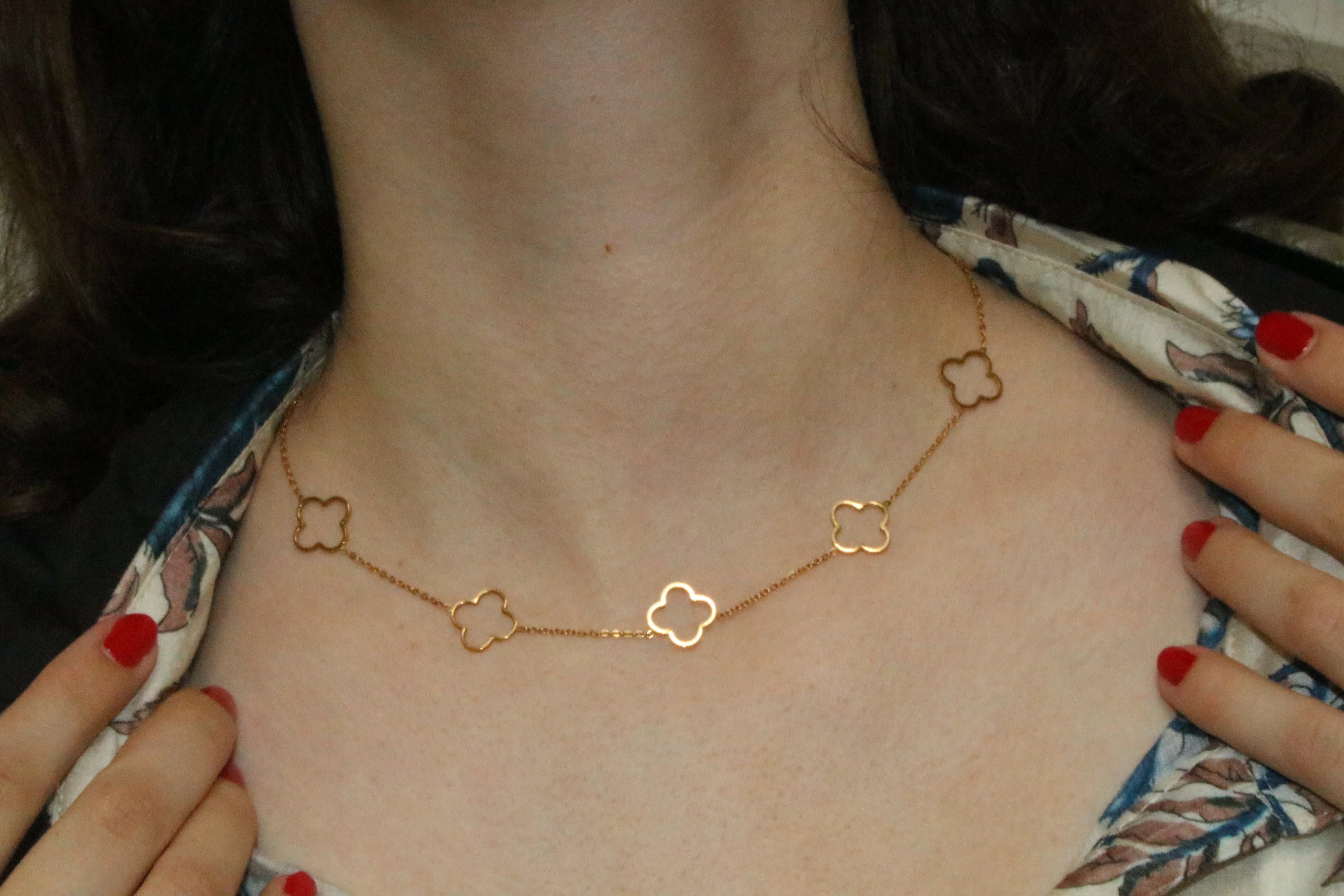 COLLIER OLIVIA La Chica