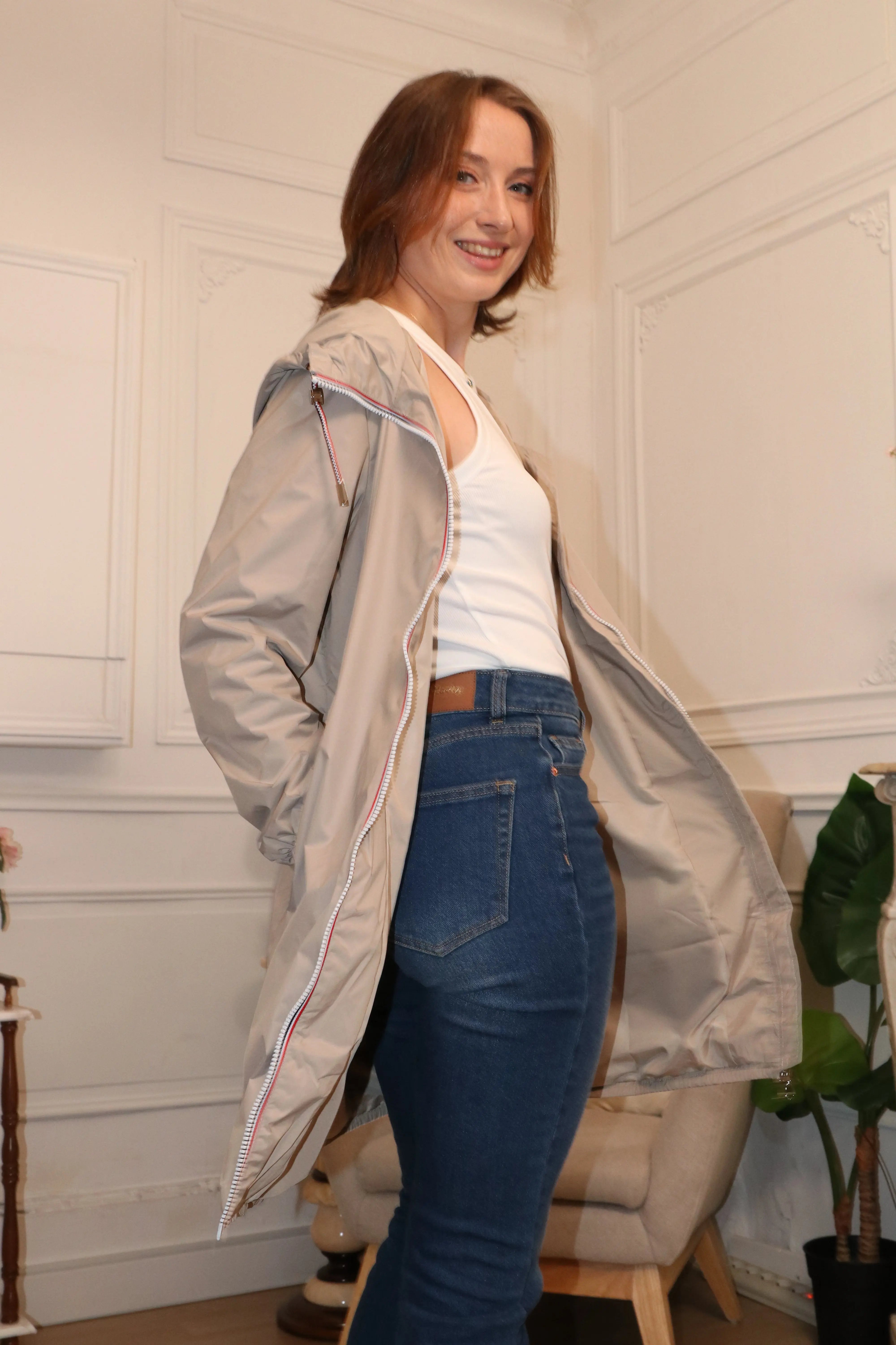 IMPERMEABLE LONG LEGER LAURA JO La Chica