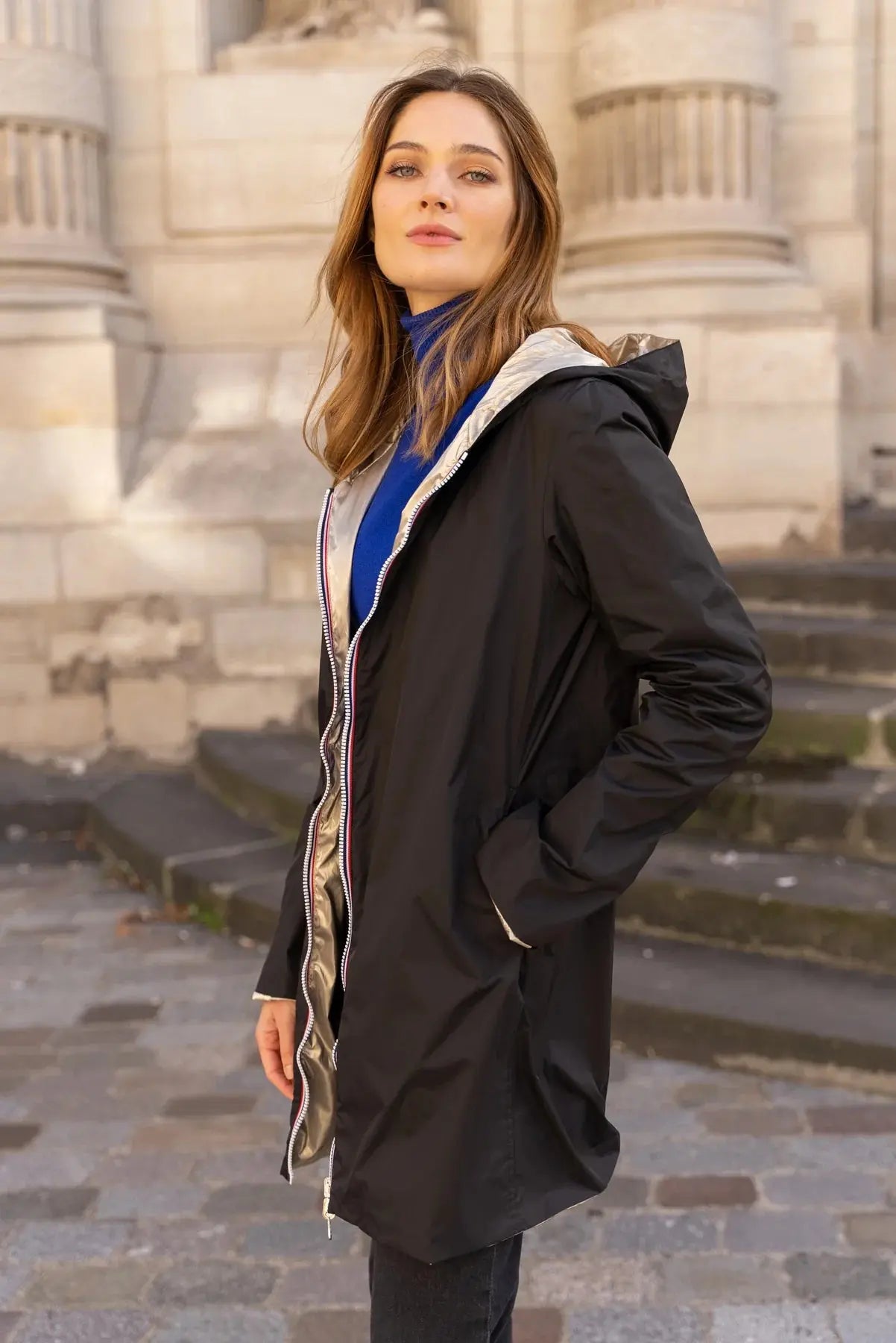 MANTEAU LONG IMPERMEABLE REVERSIBLE NOIR DORE LAURA JO La Chica