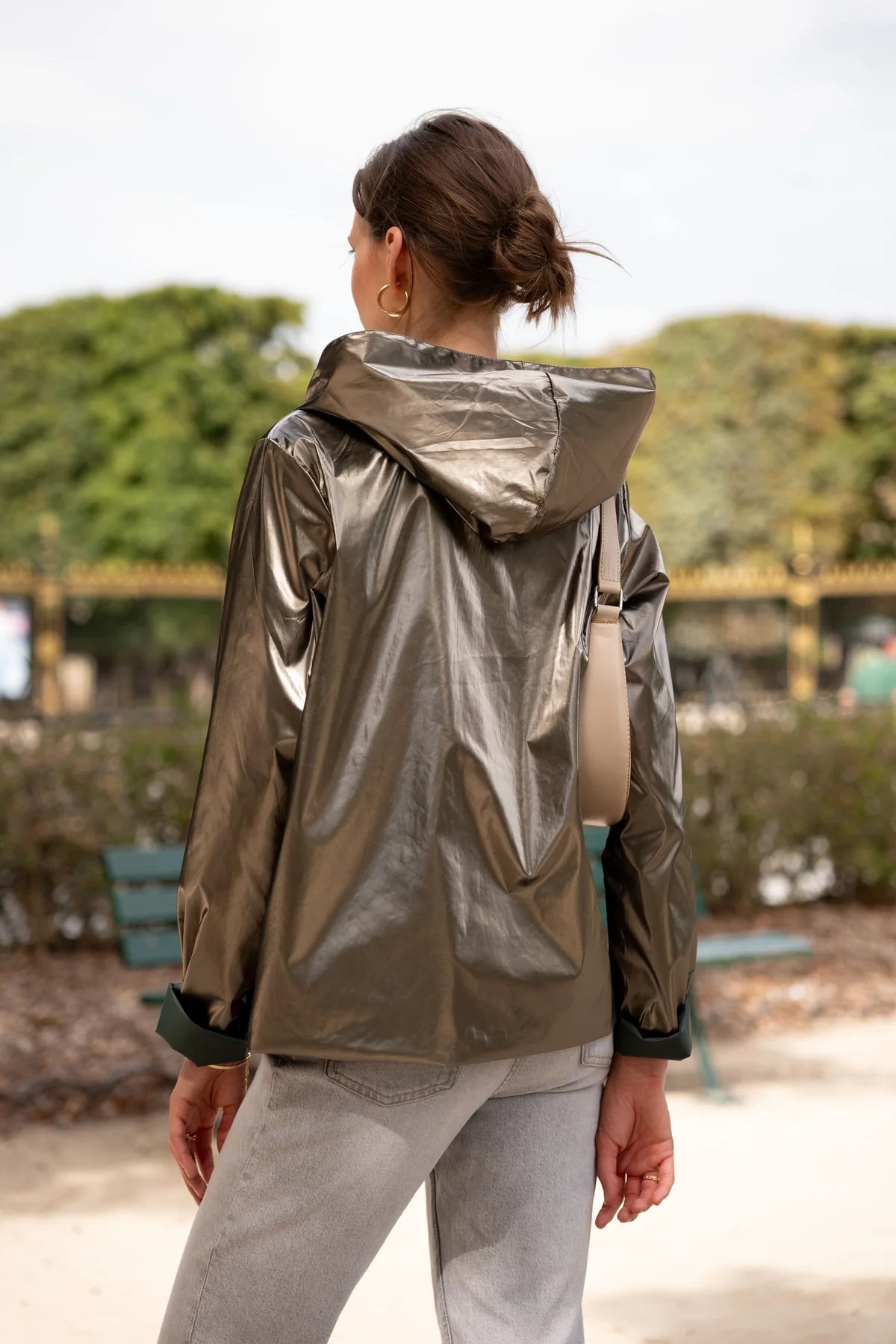 MANTEAU COURT IMPERMEABLE REVERSIBLE VERT BRONZE LAURA JO La Chica