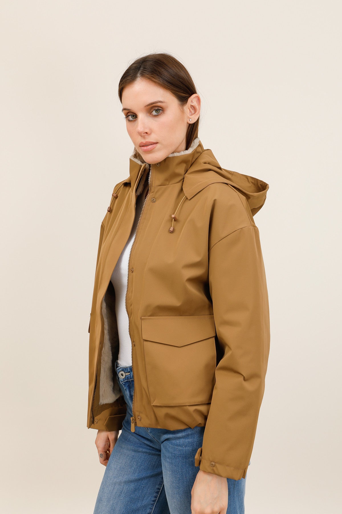 Blouson imperméable fourré à capuche amovible Laura Jo camel pour femme – vue 2