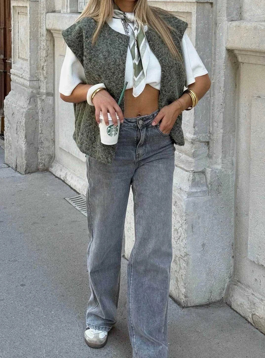 Gilet sans manches effet bouclette kaki pour femme – La Chica