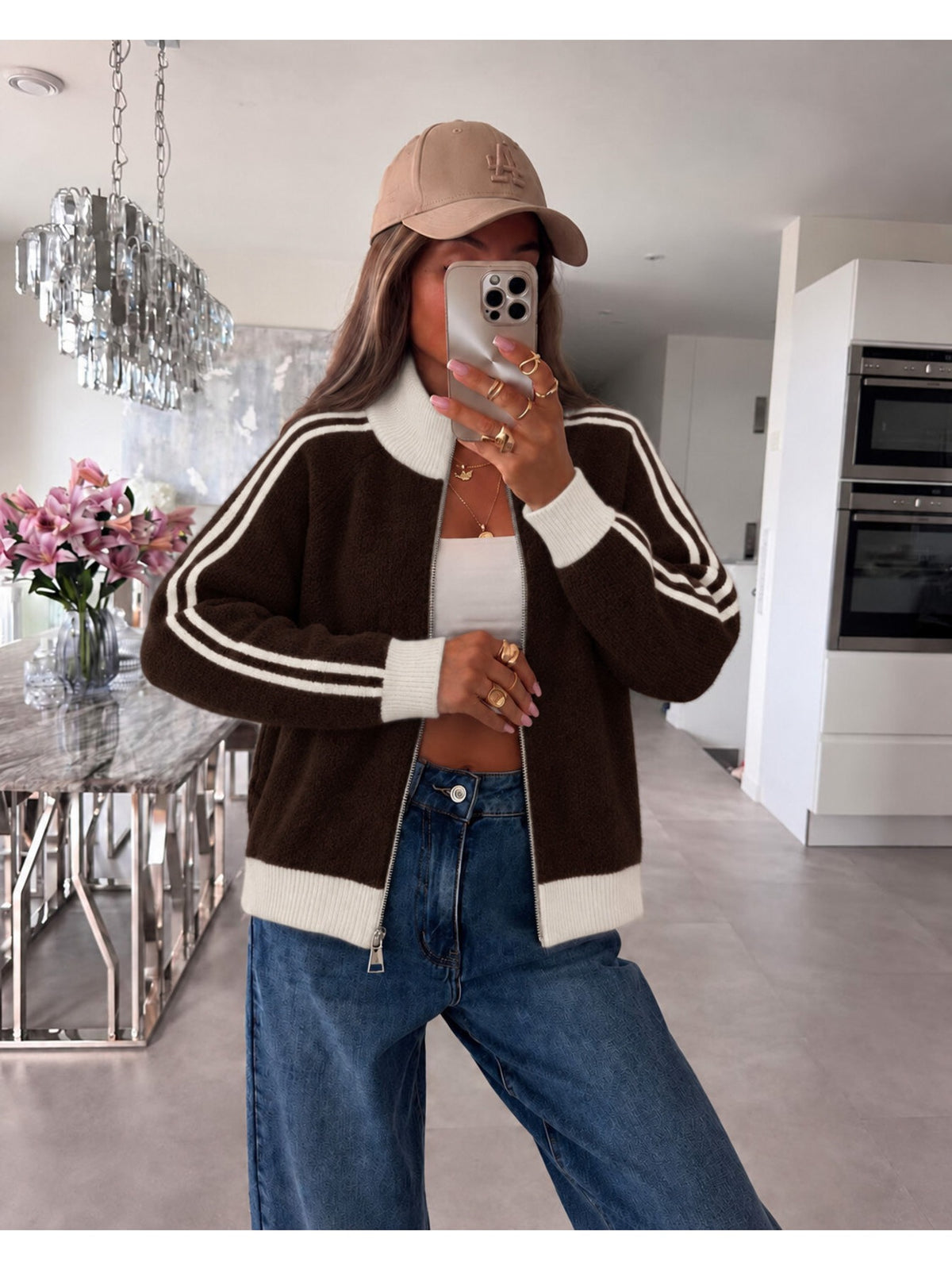 Gilet zippé bicolore à col montant et doubles bandes marron foncé pour femme, La Chica