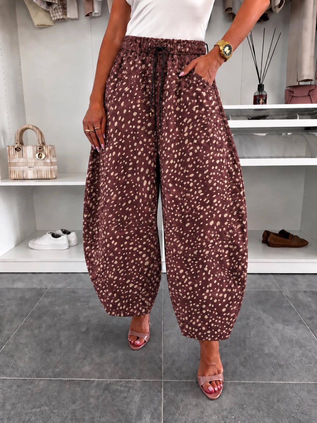Pantalon ballon en suédine imprimé biche bordeaux pour femme – La Chica