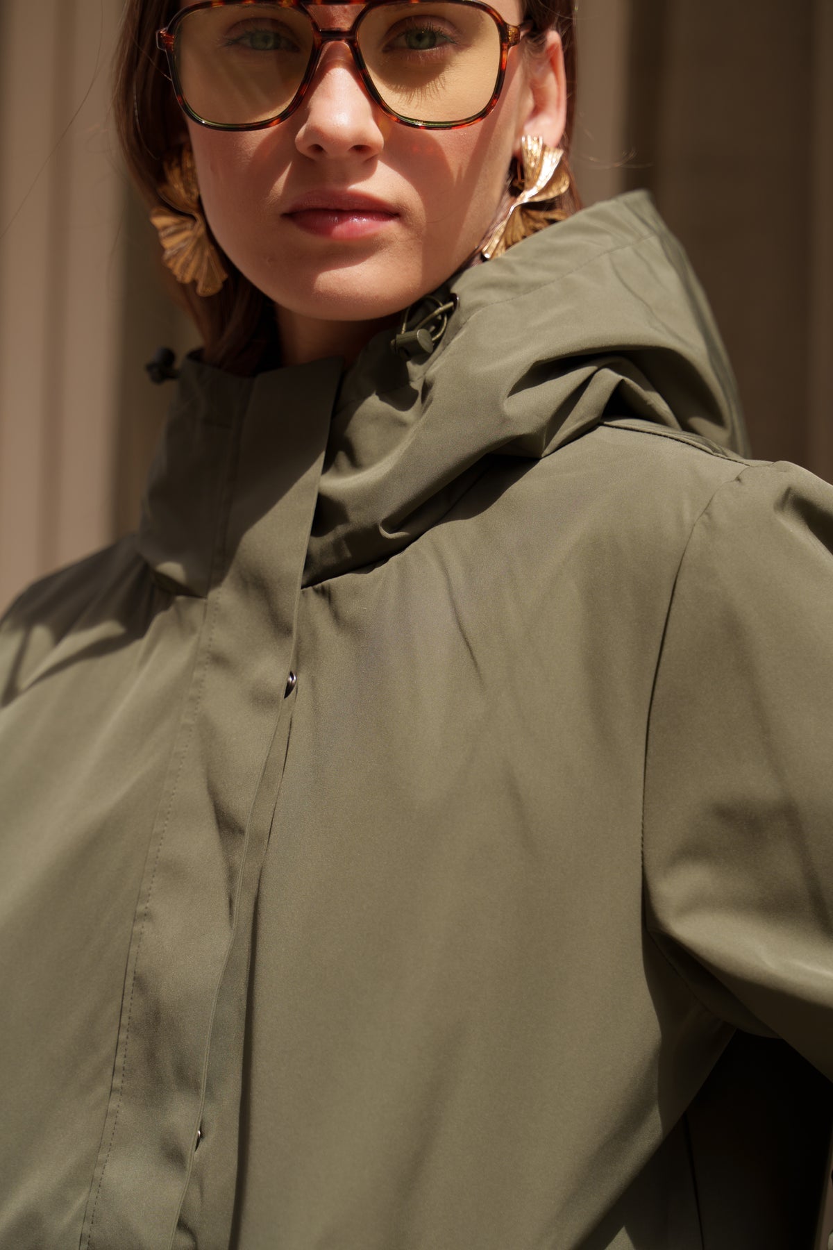 Parka imperméable courte 3 en 1 kaki pour femme – vue 5