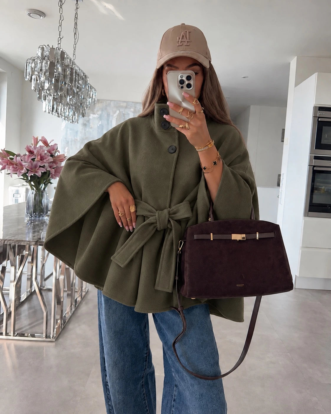 Poncho cape ample à col montant et ceinture kaki pour femme – La Chica