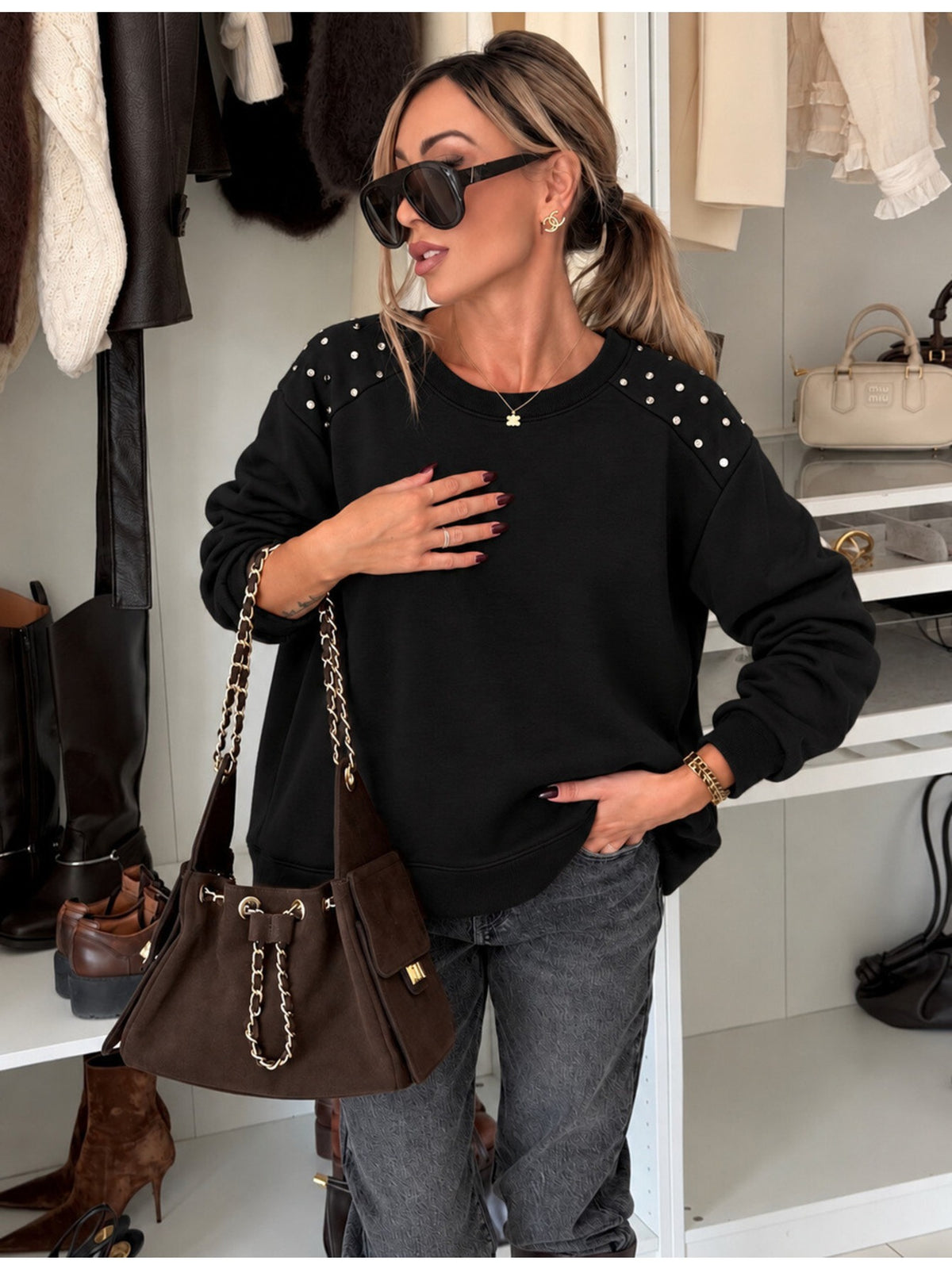 Pull oversize détails cloutés noir pour femme, La Chica