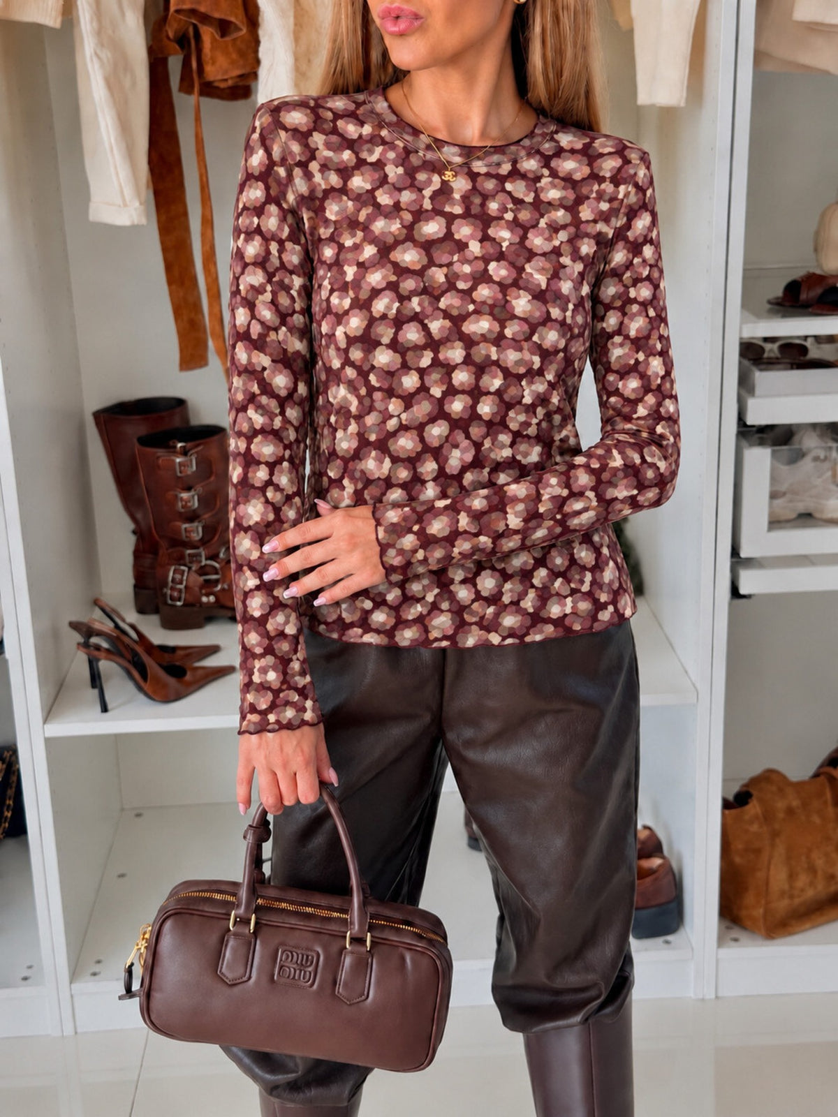 Top en cachemire imprimé mini léopard manches longues bordeaux pour femme, La Chica