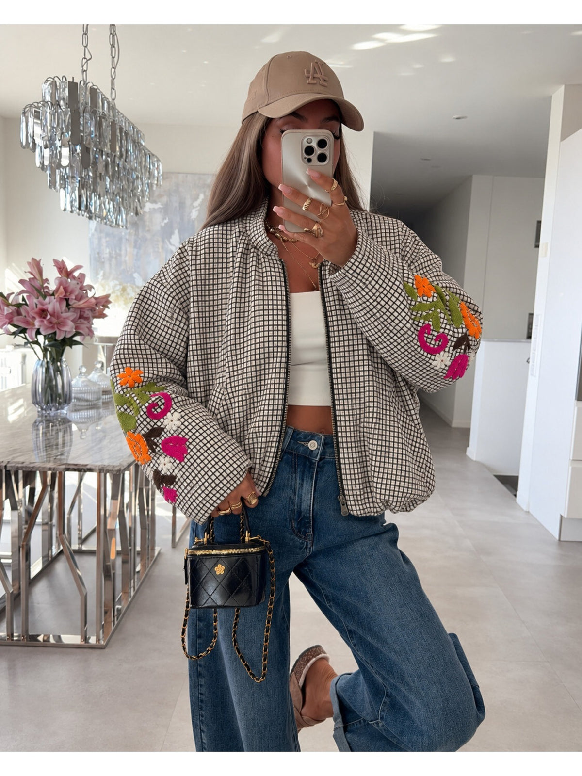 Veste bomber zippée carreaux et manches brodées blanc pour femme, La Chica