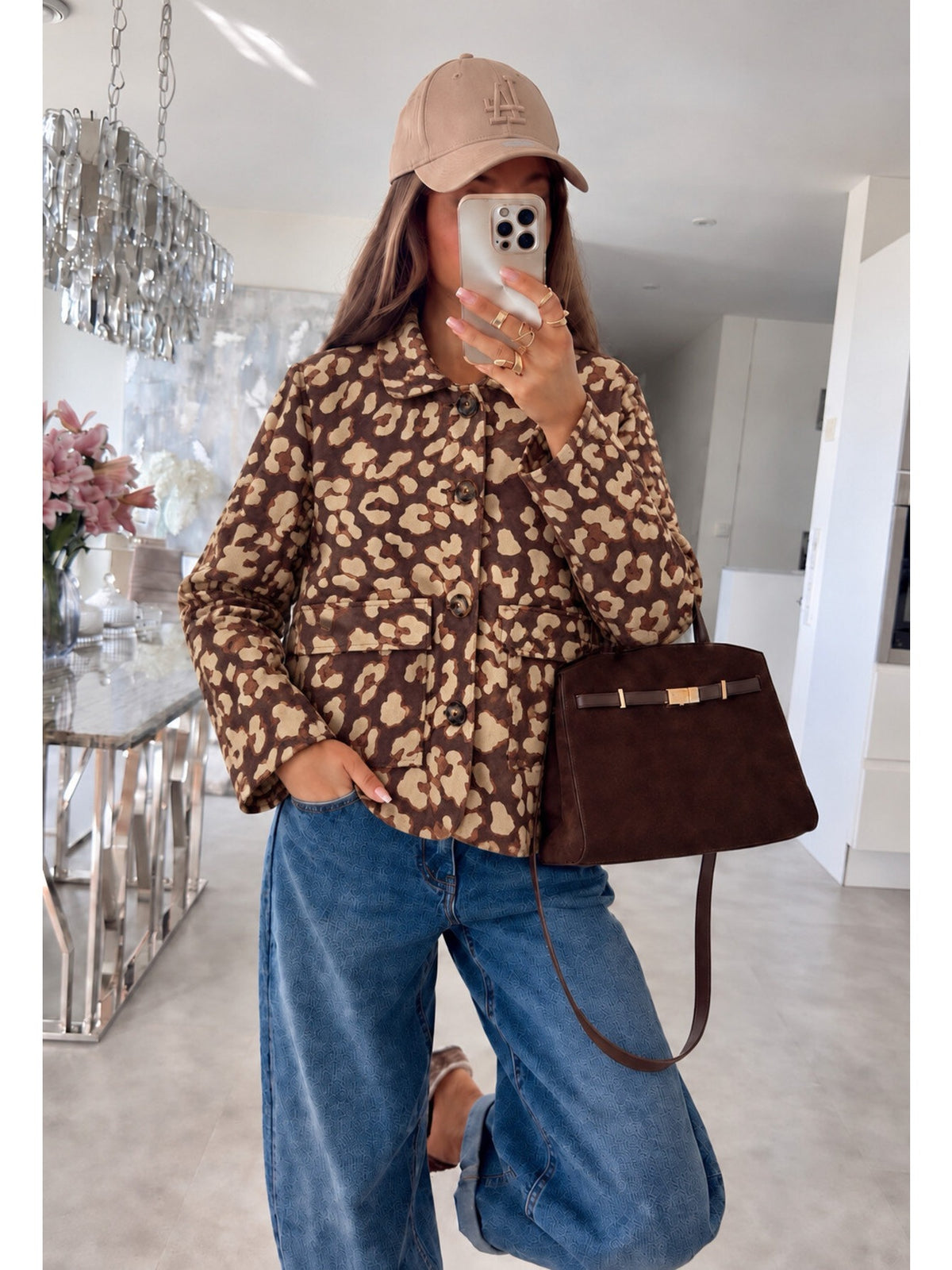 Veste chemise en suédine imprimé léopard détail poches marron foncé pour femme, La Chica