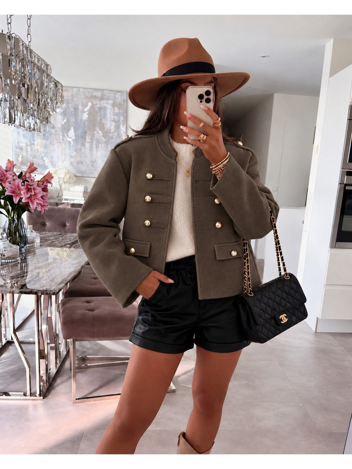 Veste manteau laine courte boutons dorés et épaulettes marron pour femme, La Chica