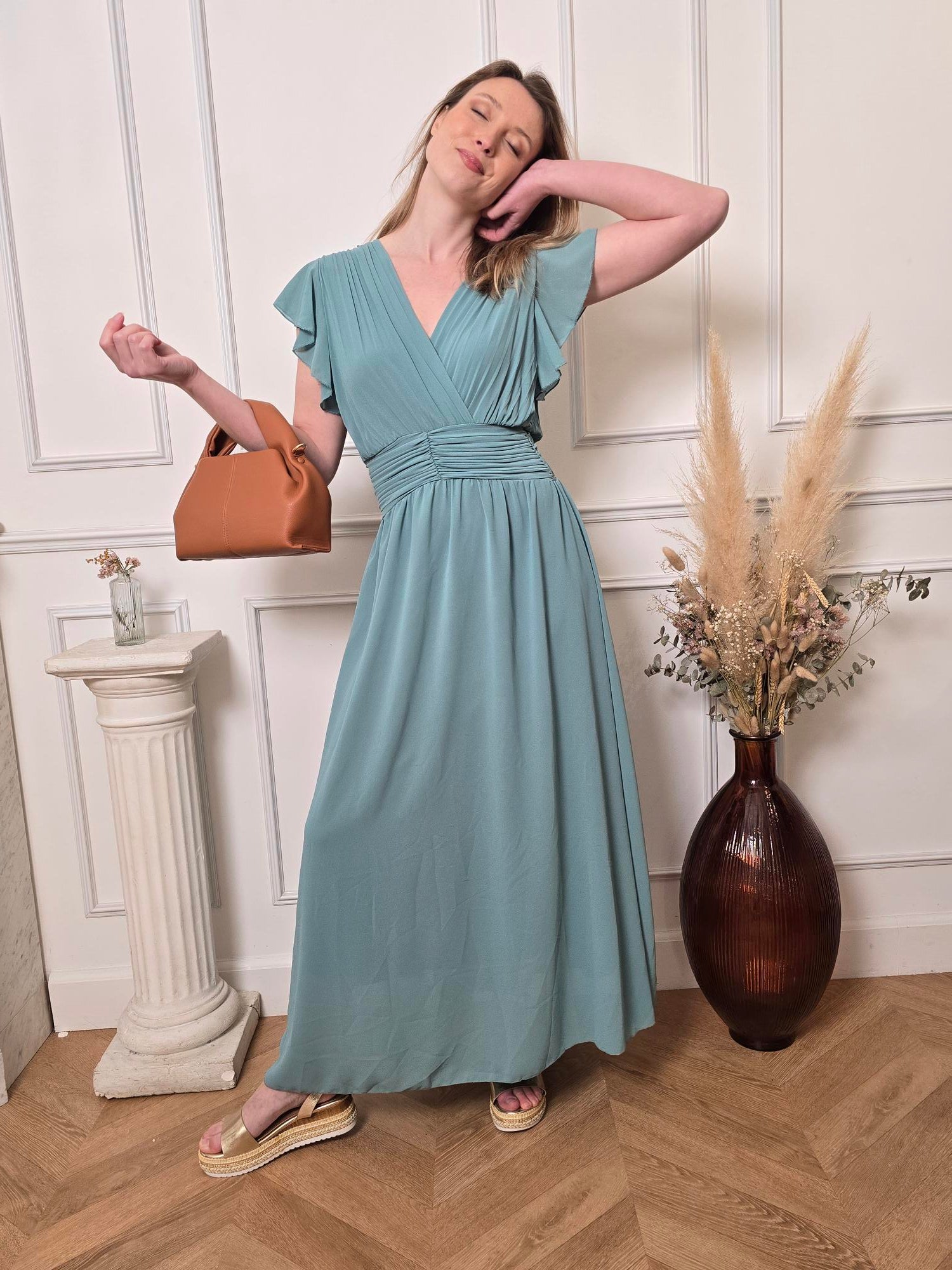 Robe longue bleu céladon détail – La Chica