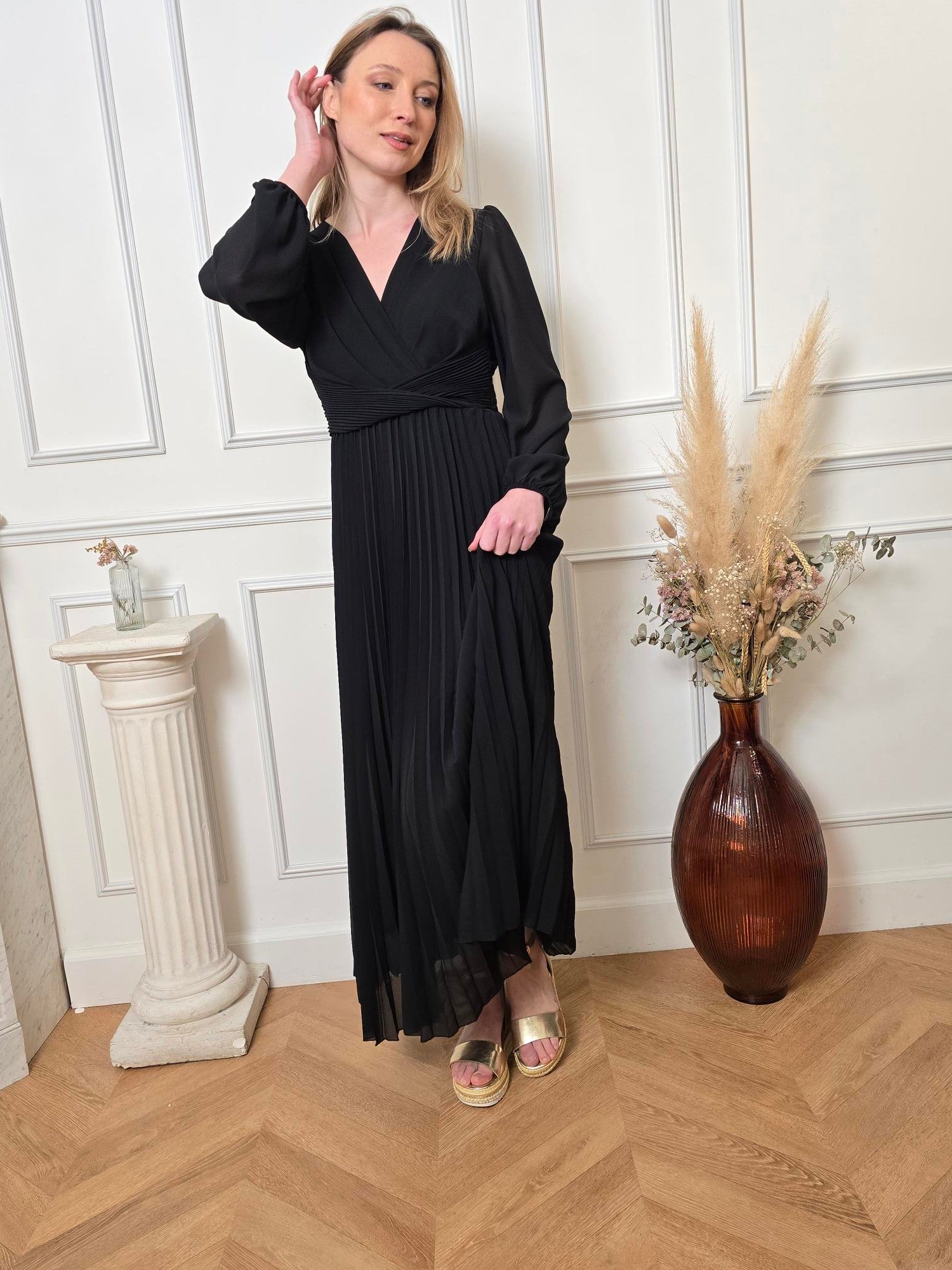 Robe longue noire détail – La Chica