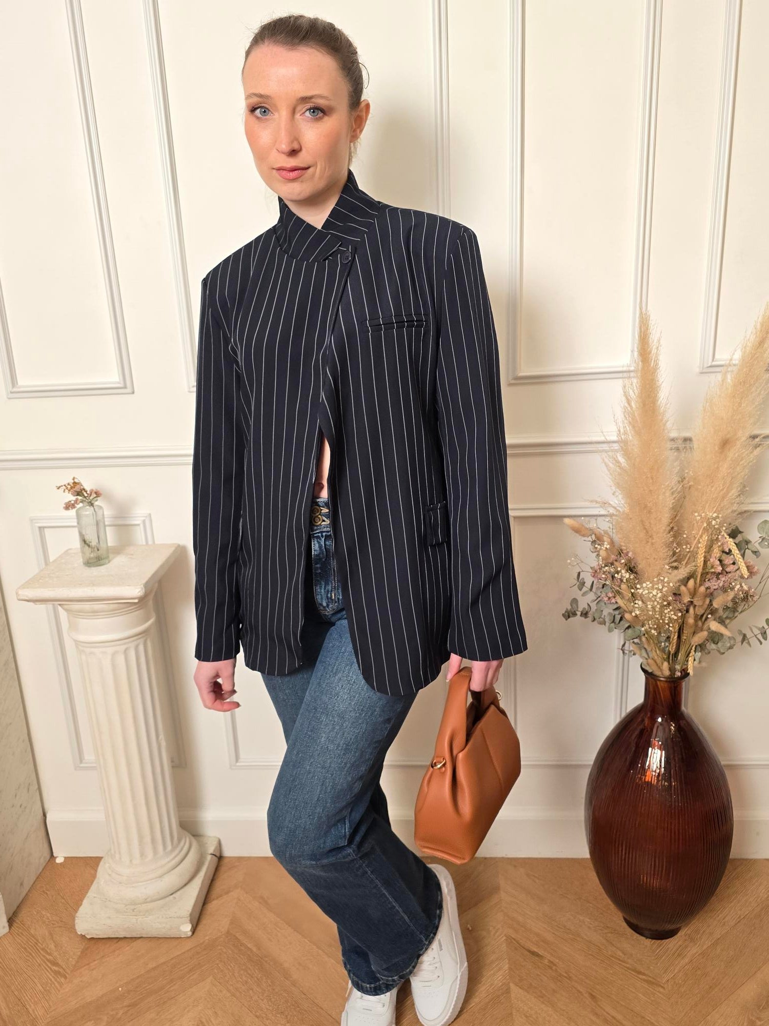 Blazer noir détail – La Chica