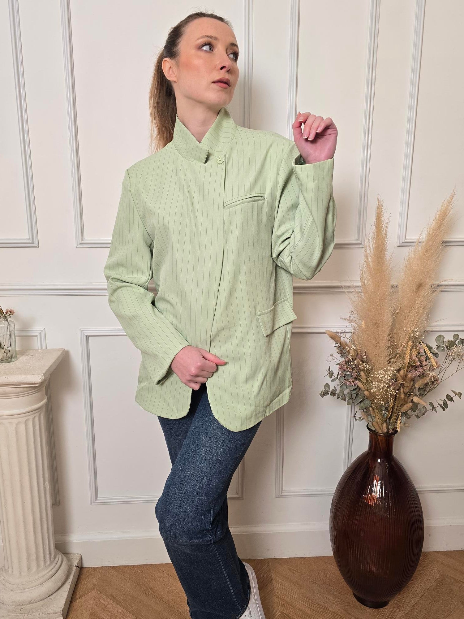Blazer vert détail – La Chica