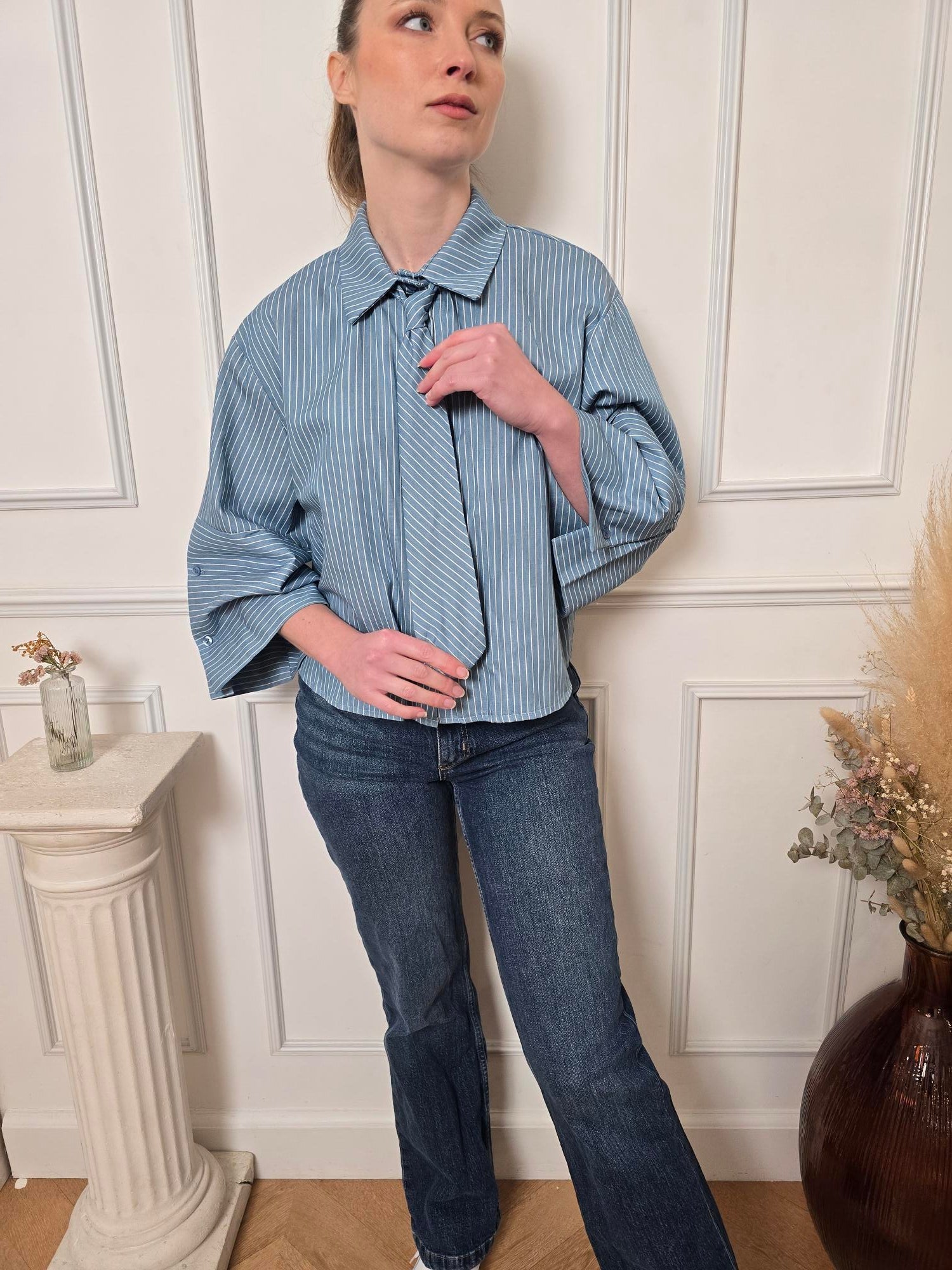 Chemise bleu détail – La Chica