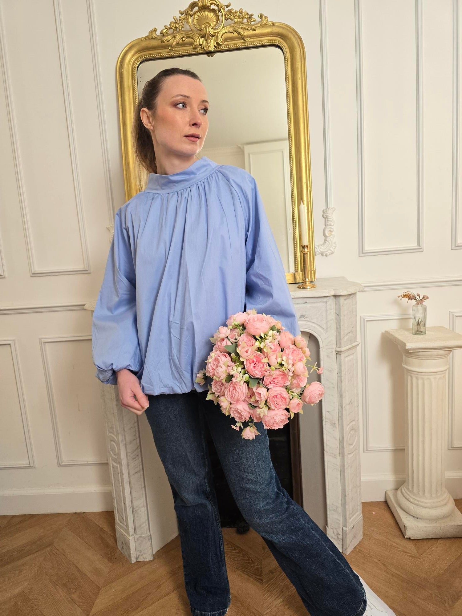 Blouse bleu détail – La Chica