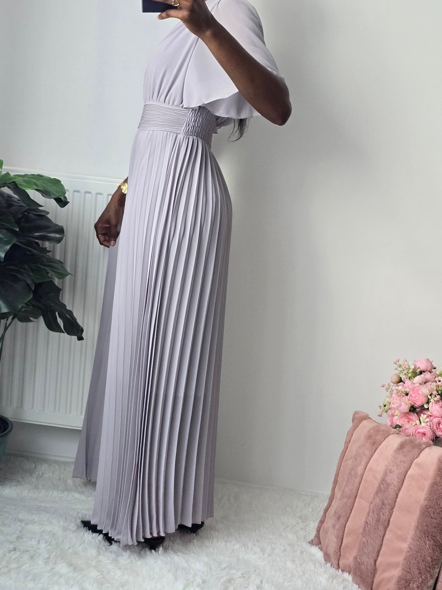 Robe longue plissée lilas ✦ Élégance douce & silhouette sublimée La Chica