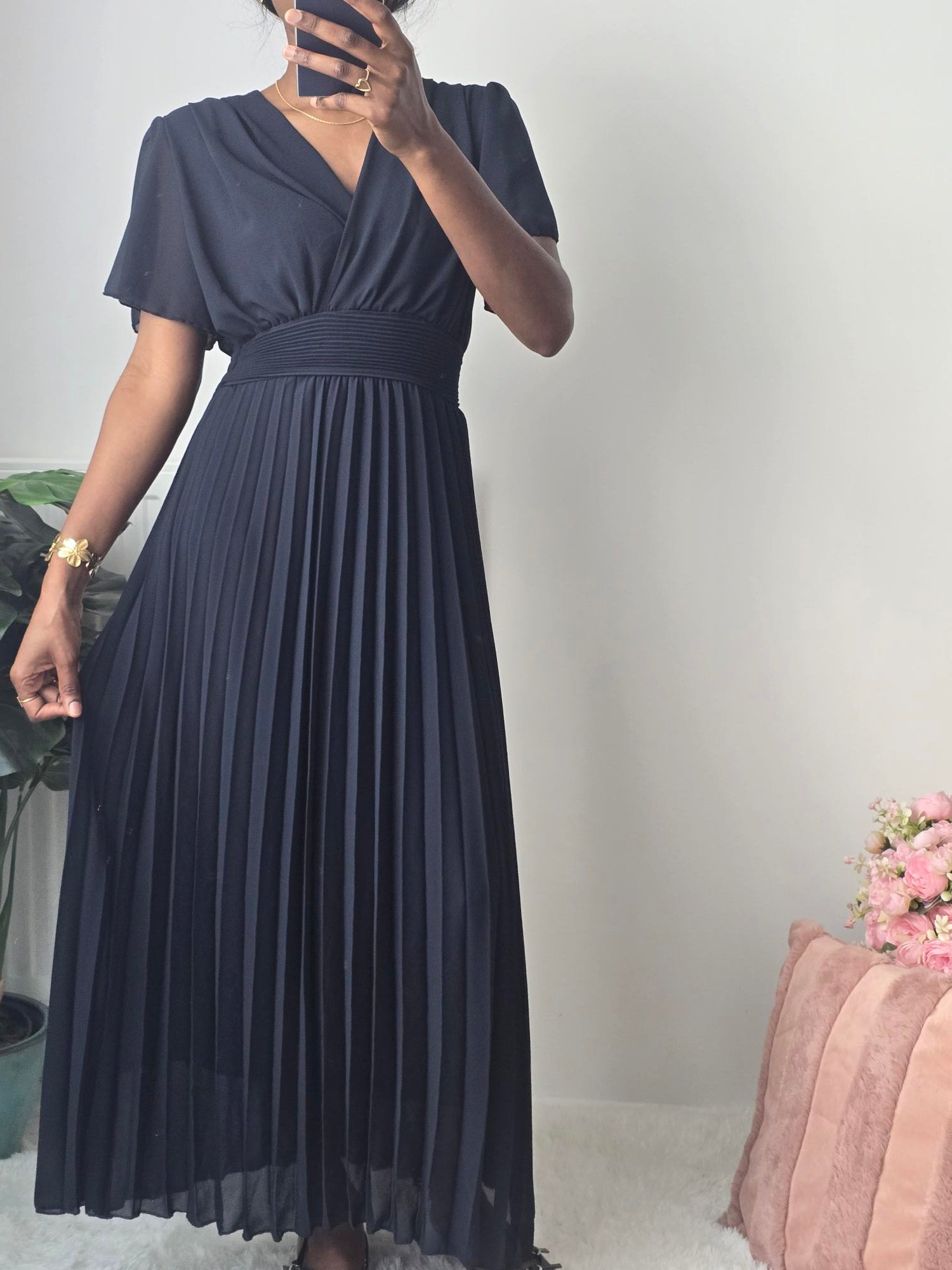 Robe longue plissée bleu marine ✦ Élégance intemporelle & coupe flatteuse La Chica
