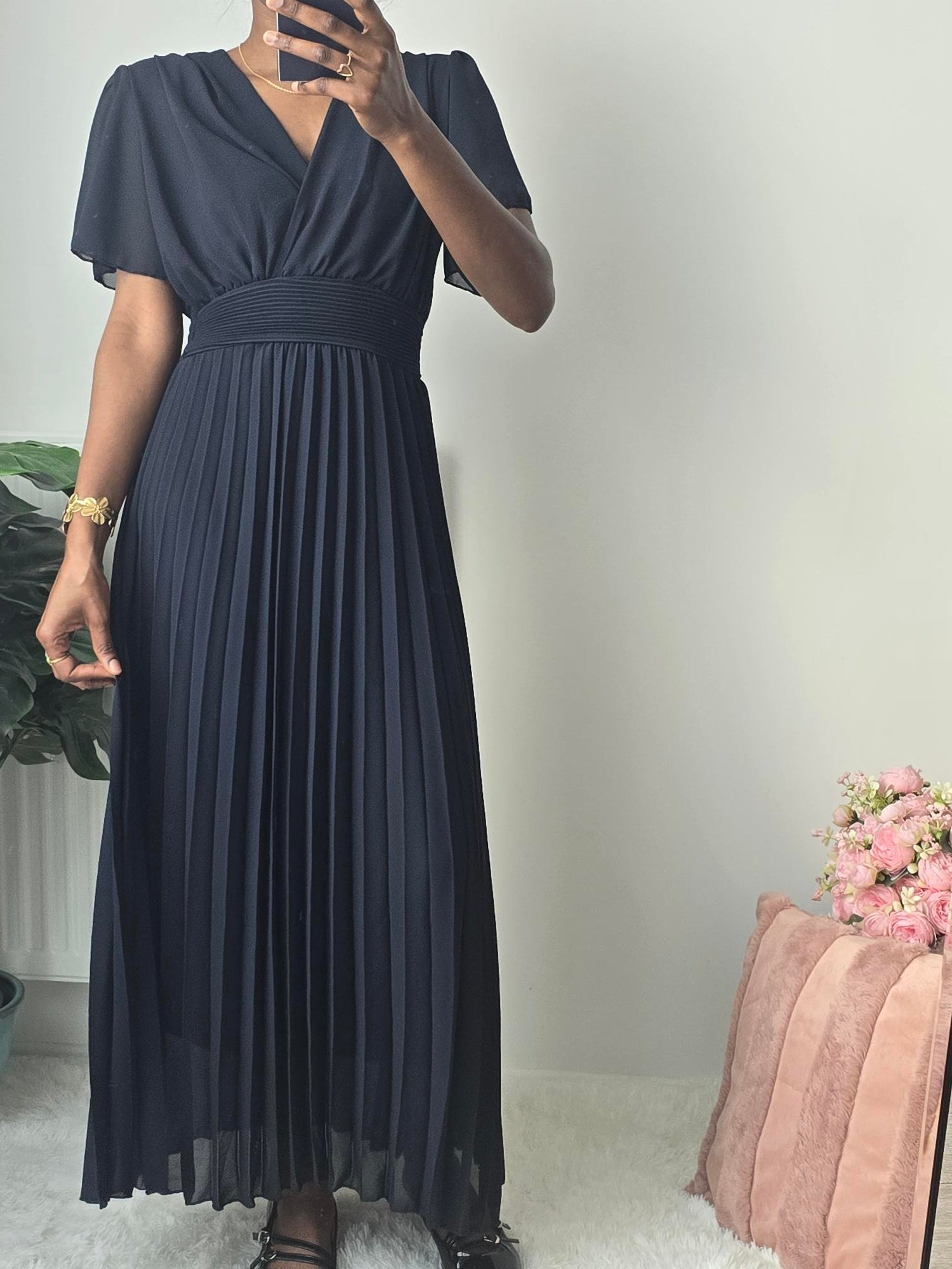 Robe longue plissée bleu marine ✦ Élégance intemporelle & coupe flatteuse La Chica