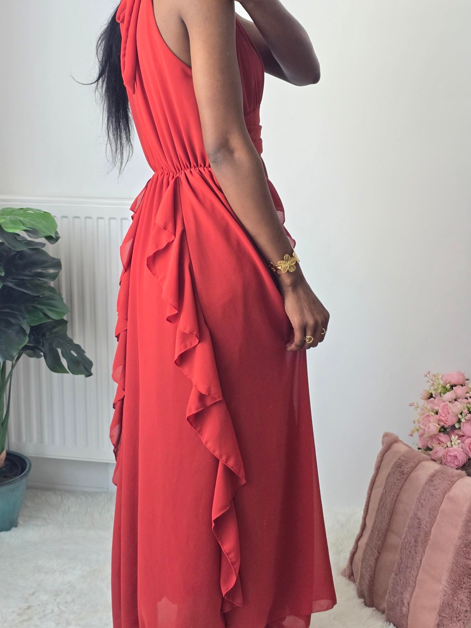 Robe longue fluide à volants ✦ Rouge élégant La Chica