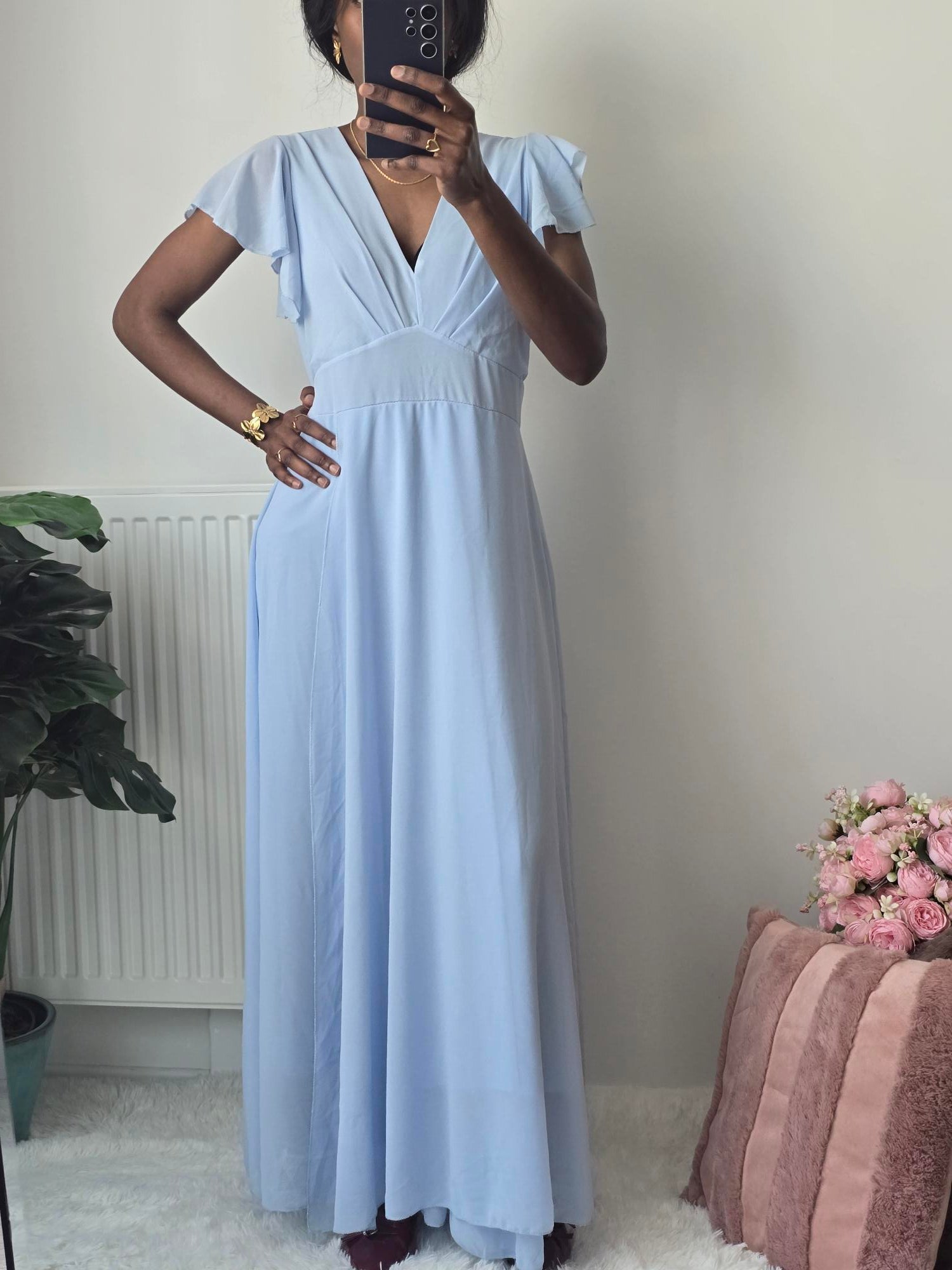Robe longue bleu pâle plissée ✦ Élégance douce et fluidité raffinée La Chica