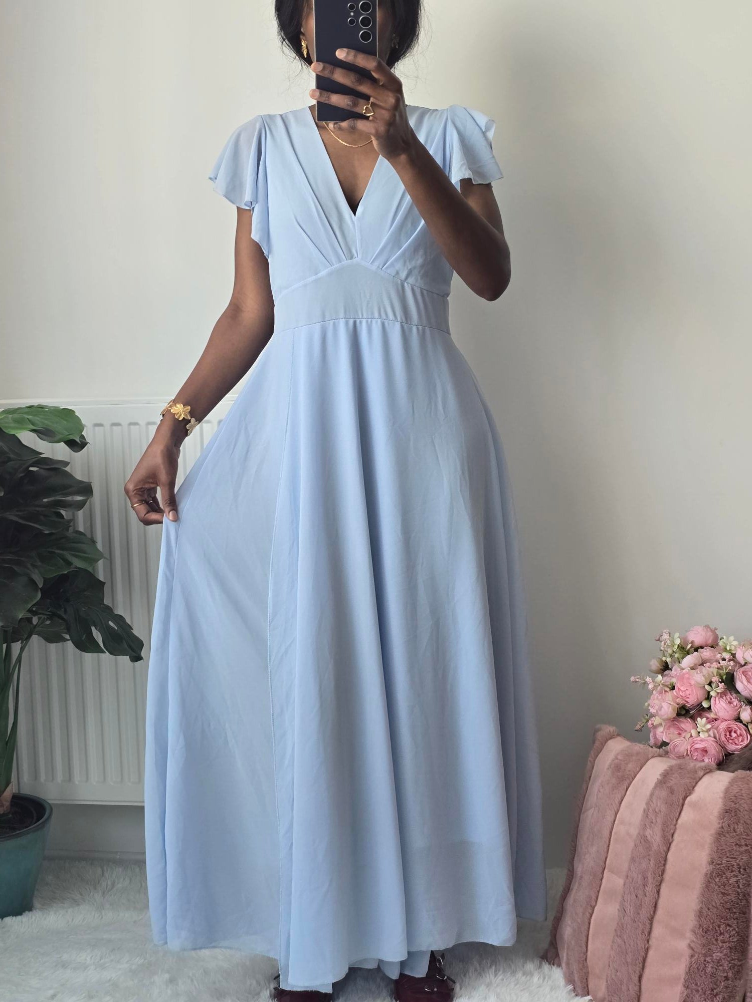 Robe longue bleu pâle plissée ✦ Élégance douce et fluidité raffinée La Chica