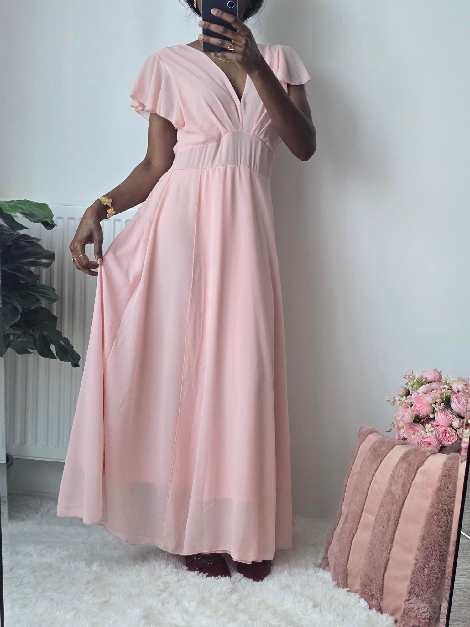 Robe longue rose pâle plissée ✦ Élégance discrète et raffinée La Chica