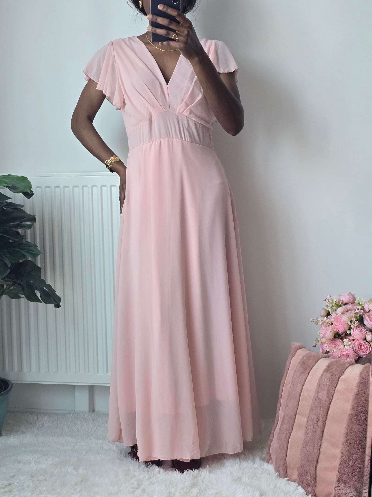 Robe longue rose pâle plissée ✦ Élégance discrète et raffinée La Chica