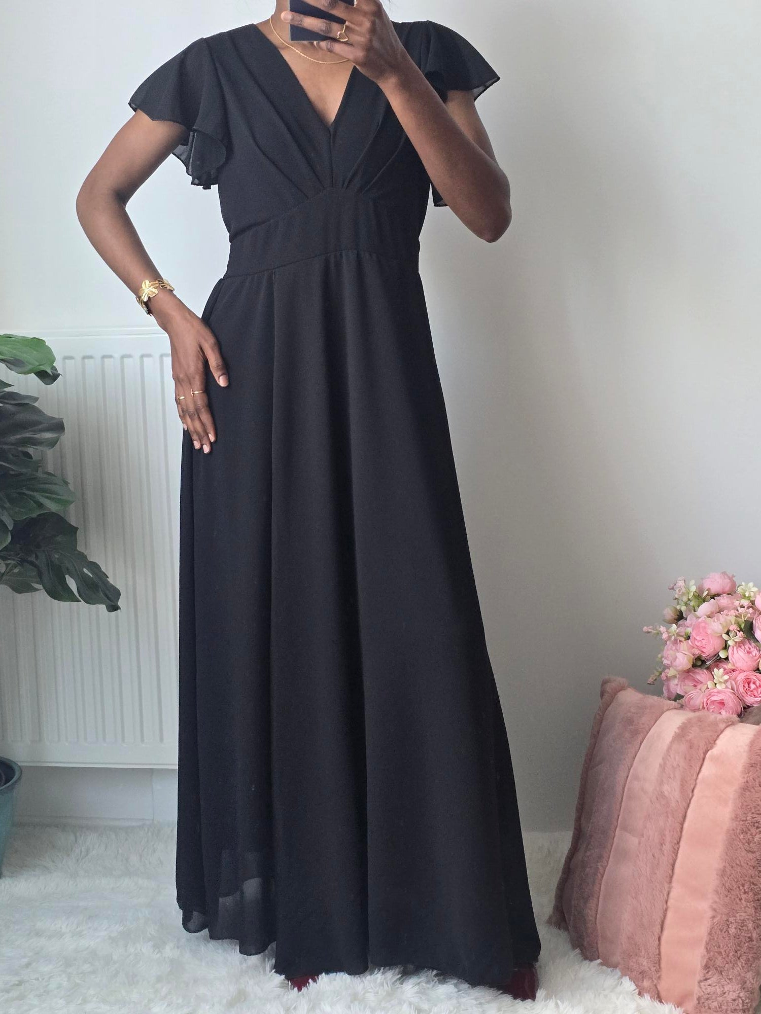 Robe longue noire fluide ✦ Coupe élégante et manches papillon La Chica