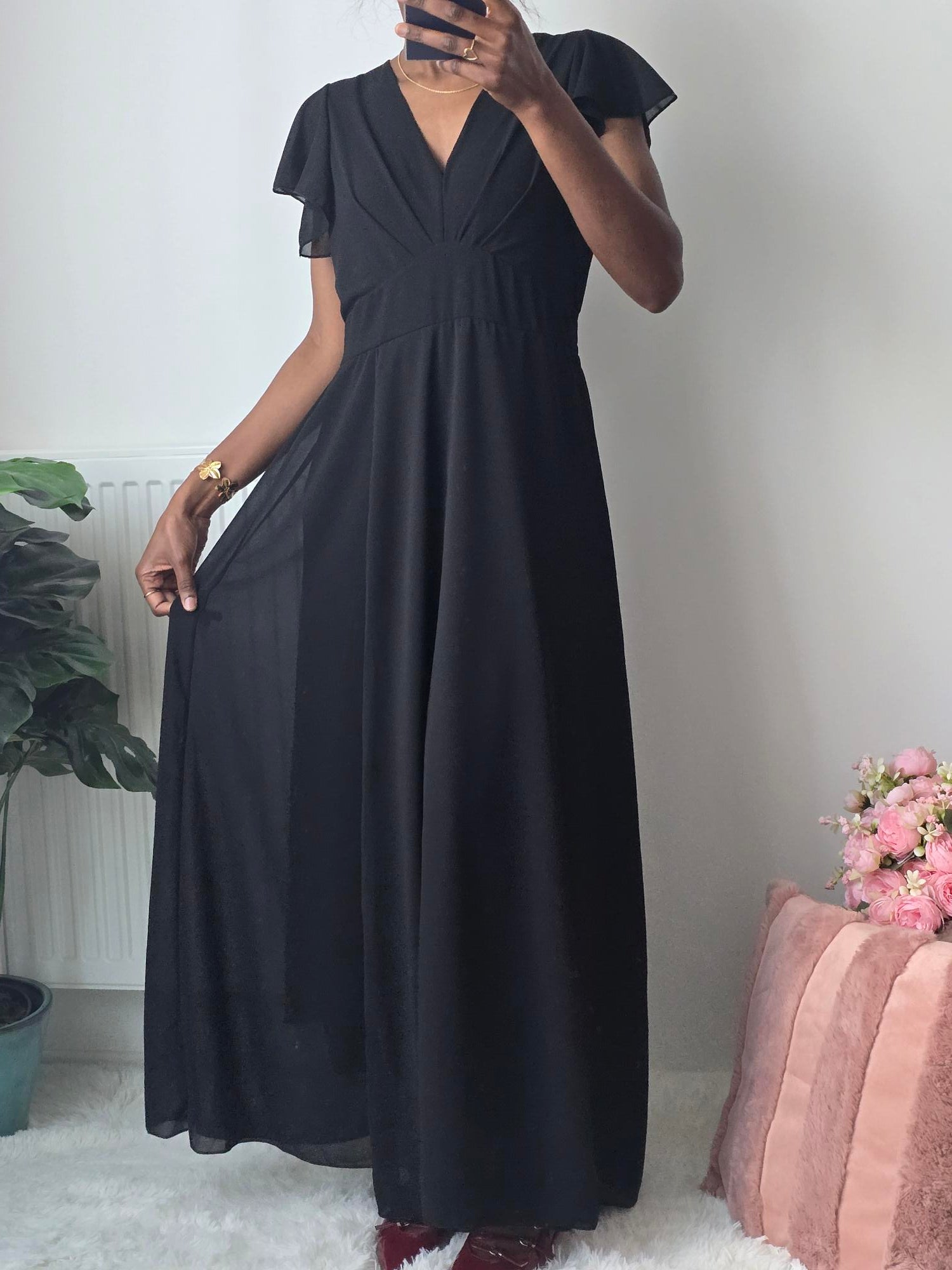 Robe longue noire fluide ✦ Coupe élégante et manches papillon La Chica