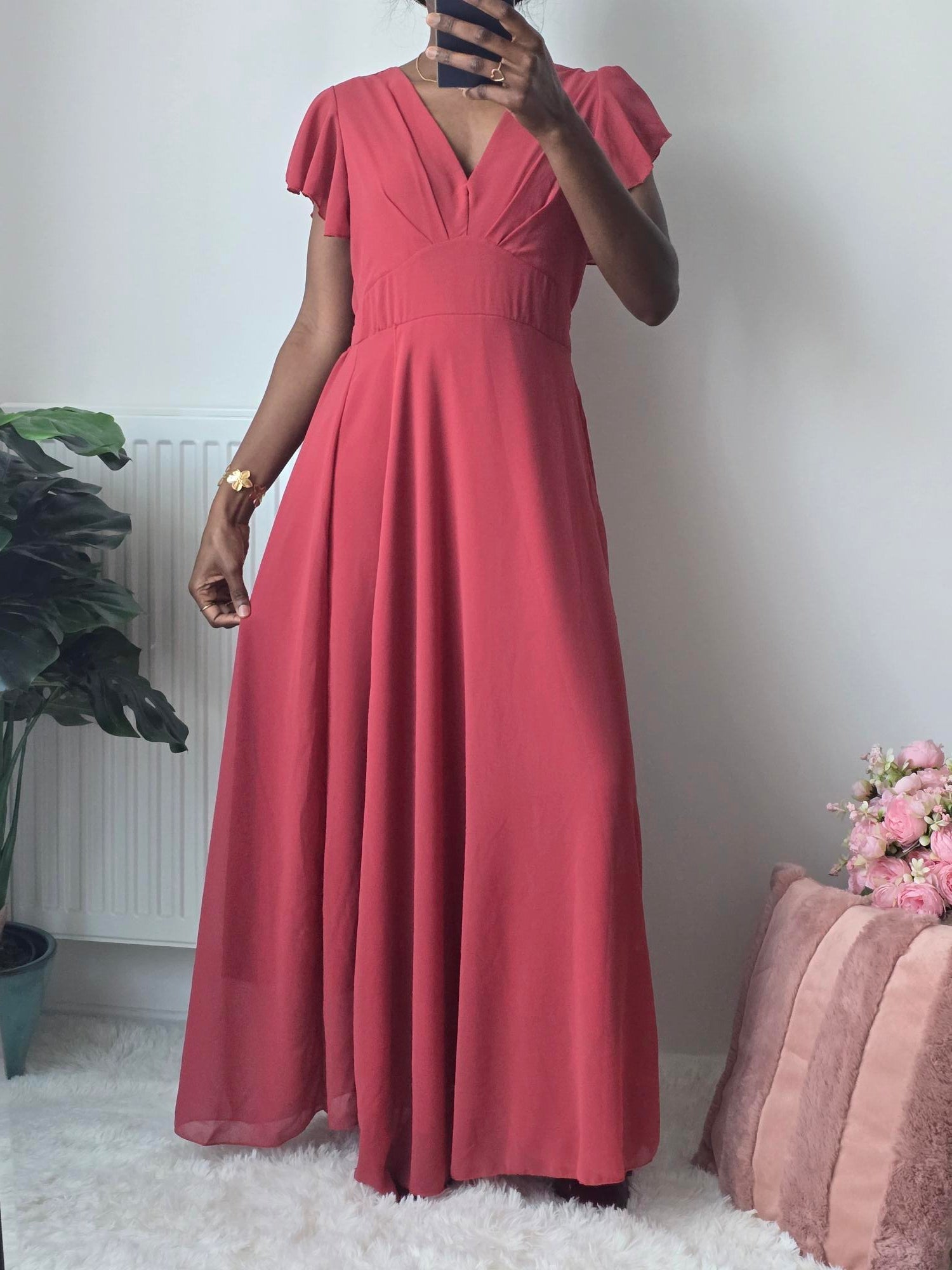 Robe longue fluide rose framboise ✦ Coupe empire et manches papillon La Chica