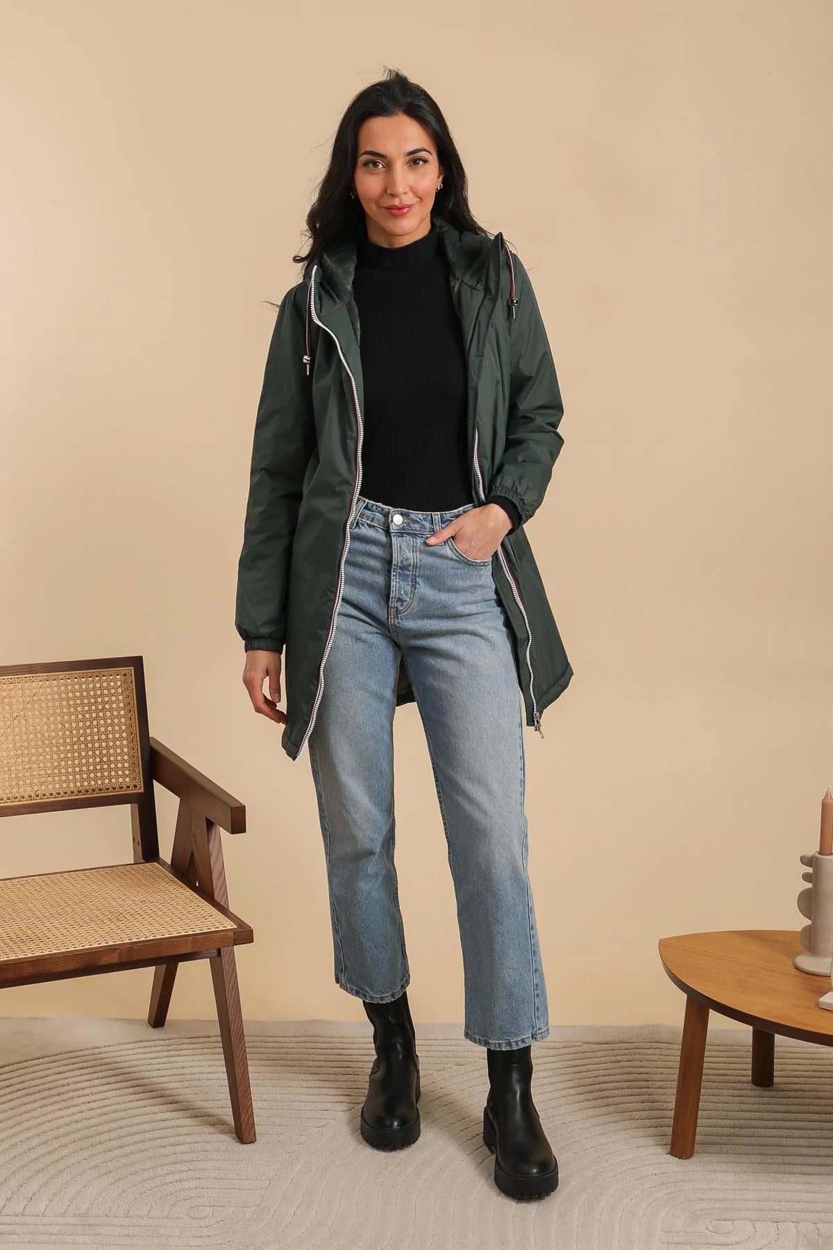IMPERMEABLE LONG FOURRE AVEC CORDONS VERT La Chica