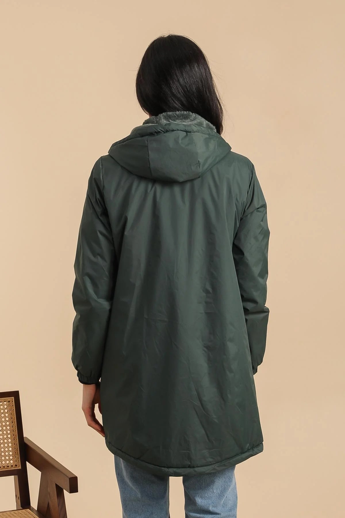 IMPERMEABLE LONG FOURRE AVEC CORDONS VERT La Chica
