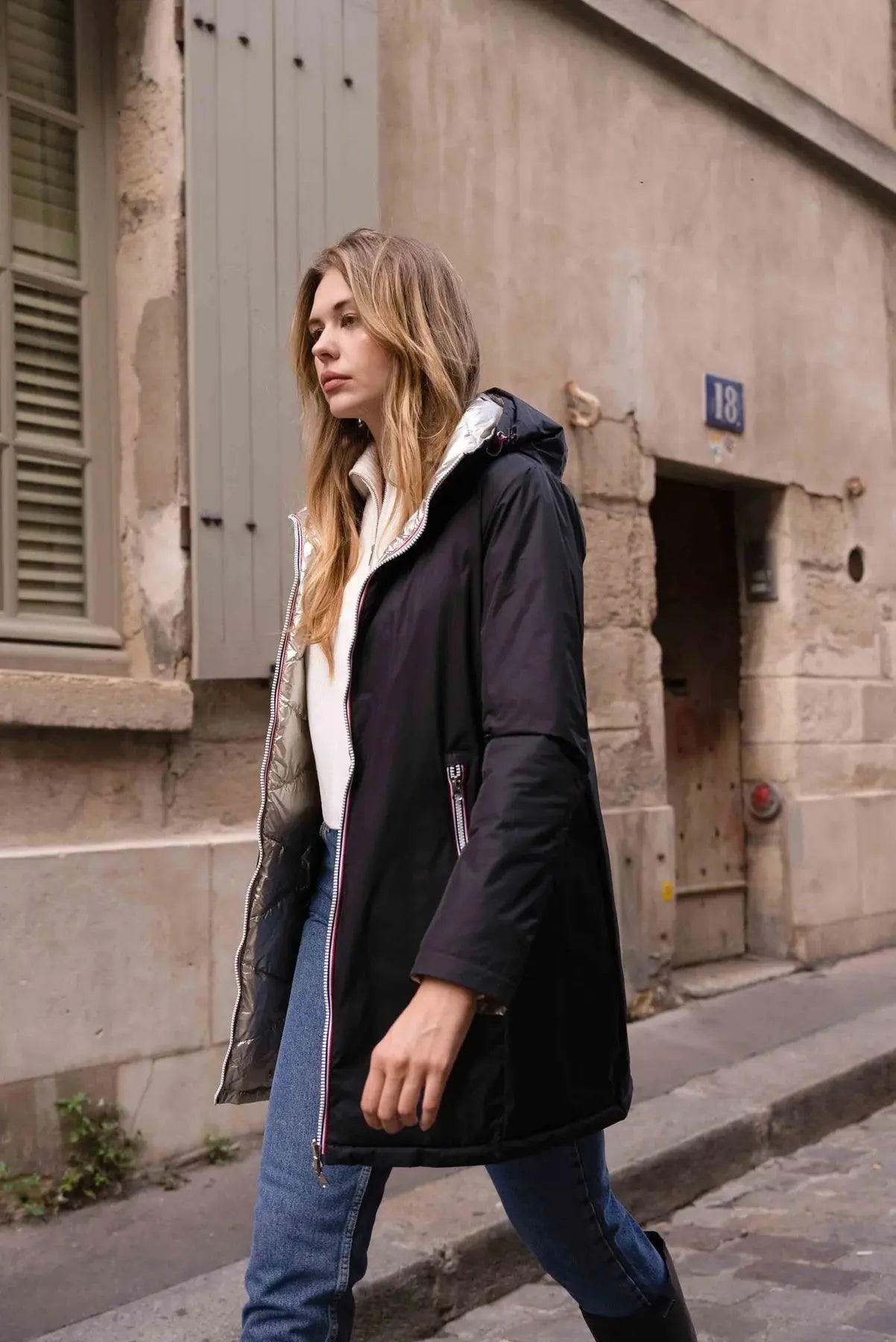DOUDOUNE LONGUE REVERSIBLE NOIR DORE LAURA JO La Chica