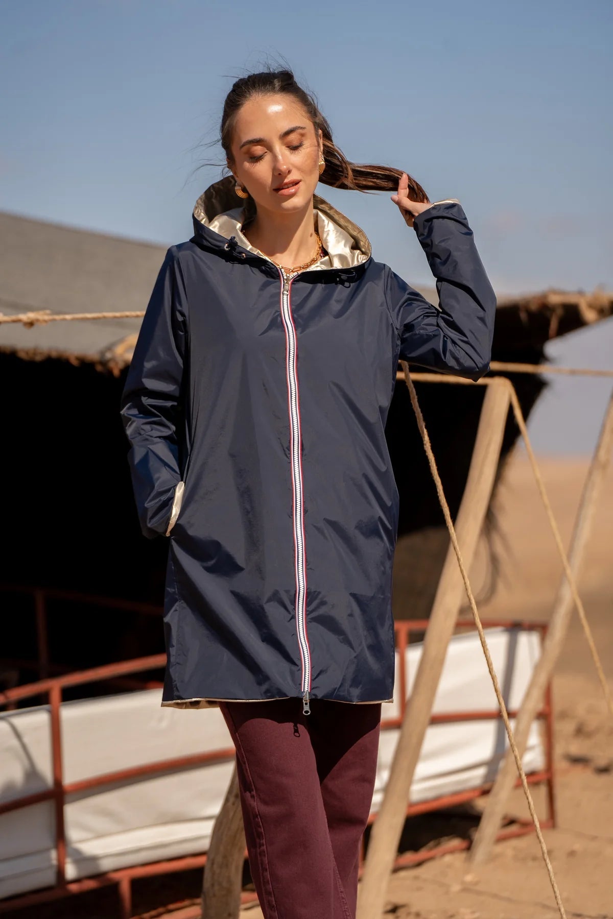 MANTEAU IMPERMEABLE LONG LEGER REVERSIBLE MARINE DORE LAURA JO La Chica
