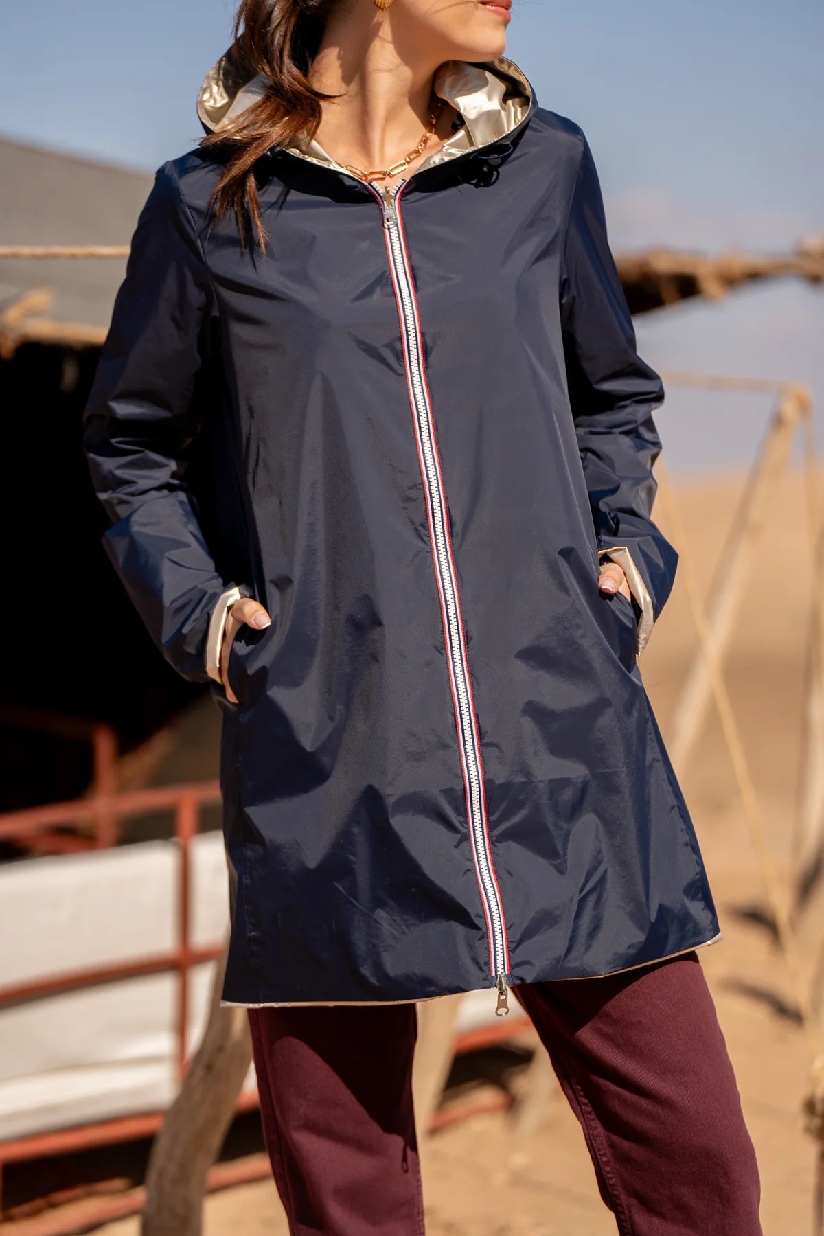 MANTEAU IMPERMEABLE LONG LEGER REVERSIBLE MARINE DORE LAURA JO La Chica