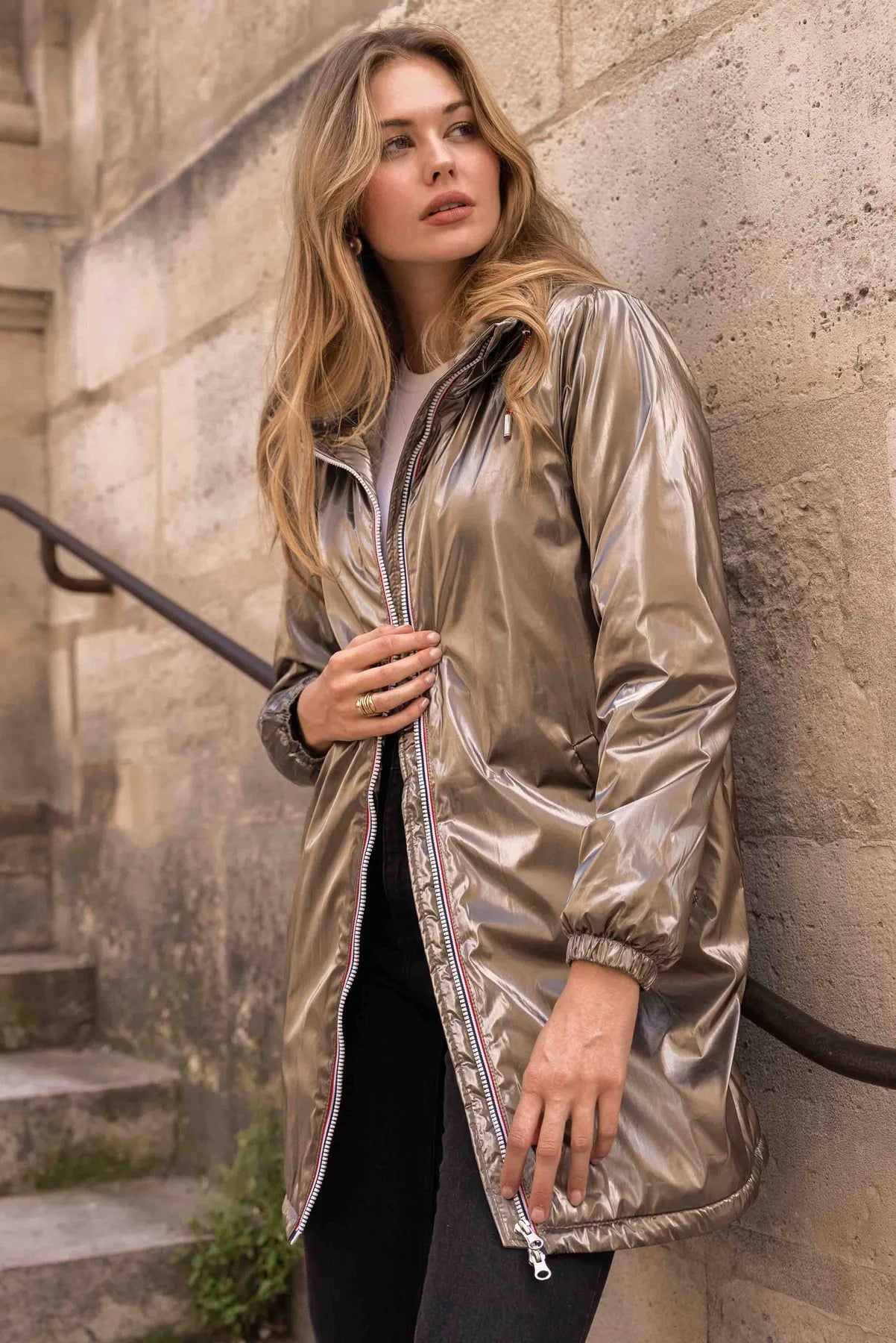 IMPERMEABLE LONG FOURRE AVEC CORDONS BRONZE La Chica