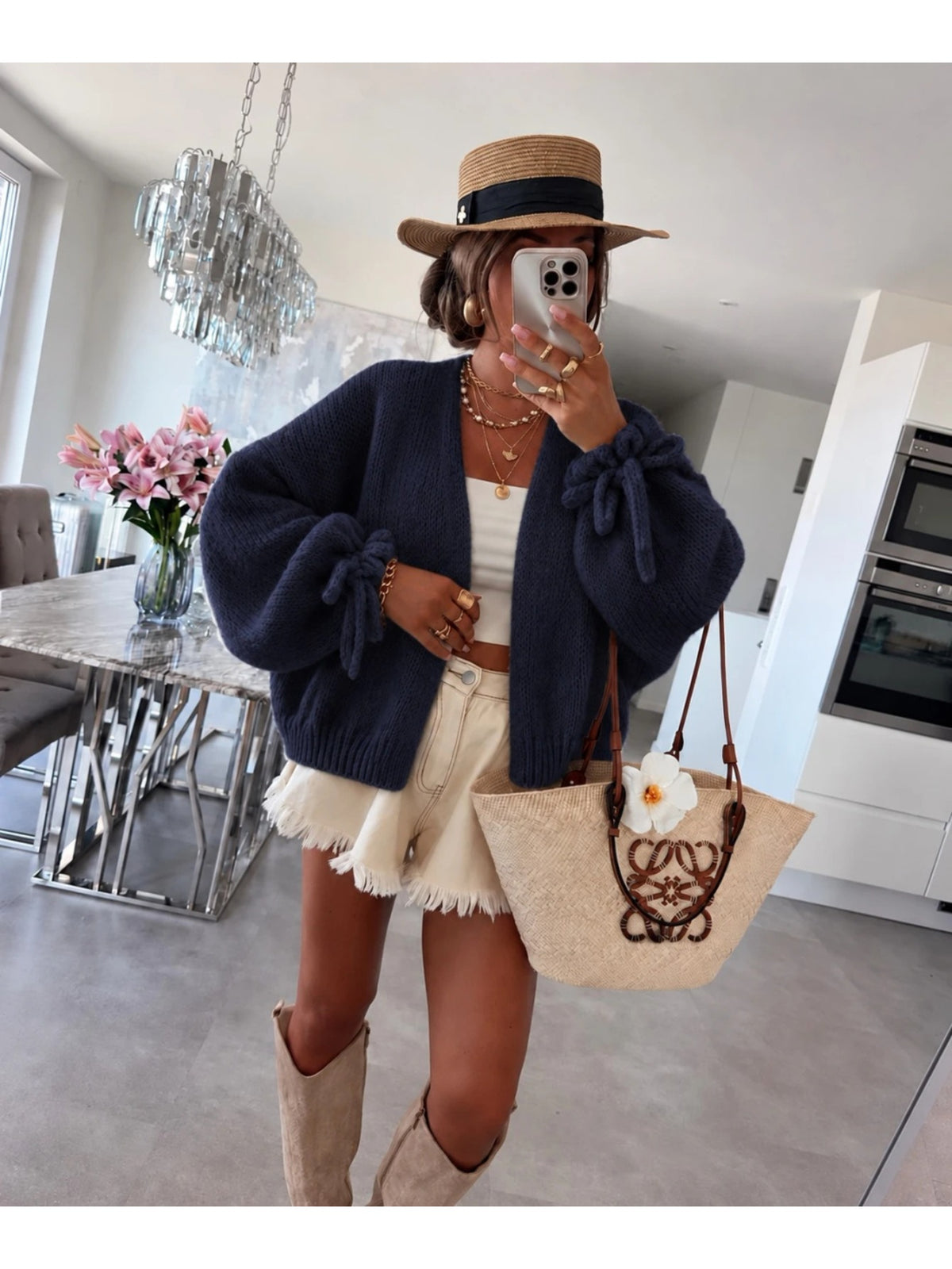 Gilet en maille manches ballon et liens aux poignets marine pour femme, La Chica