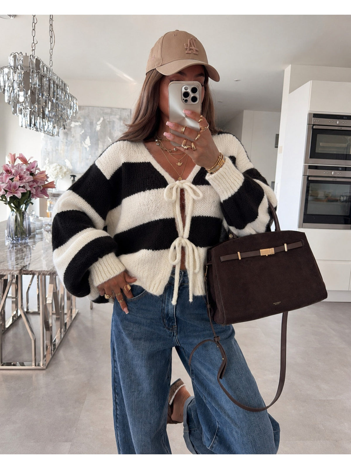Gilet laine rayé oversize manches ballon et liens noir pour femme, La Chica